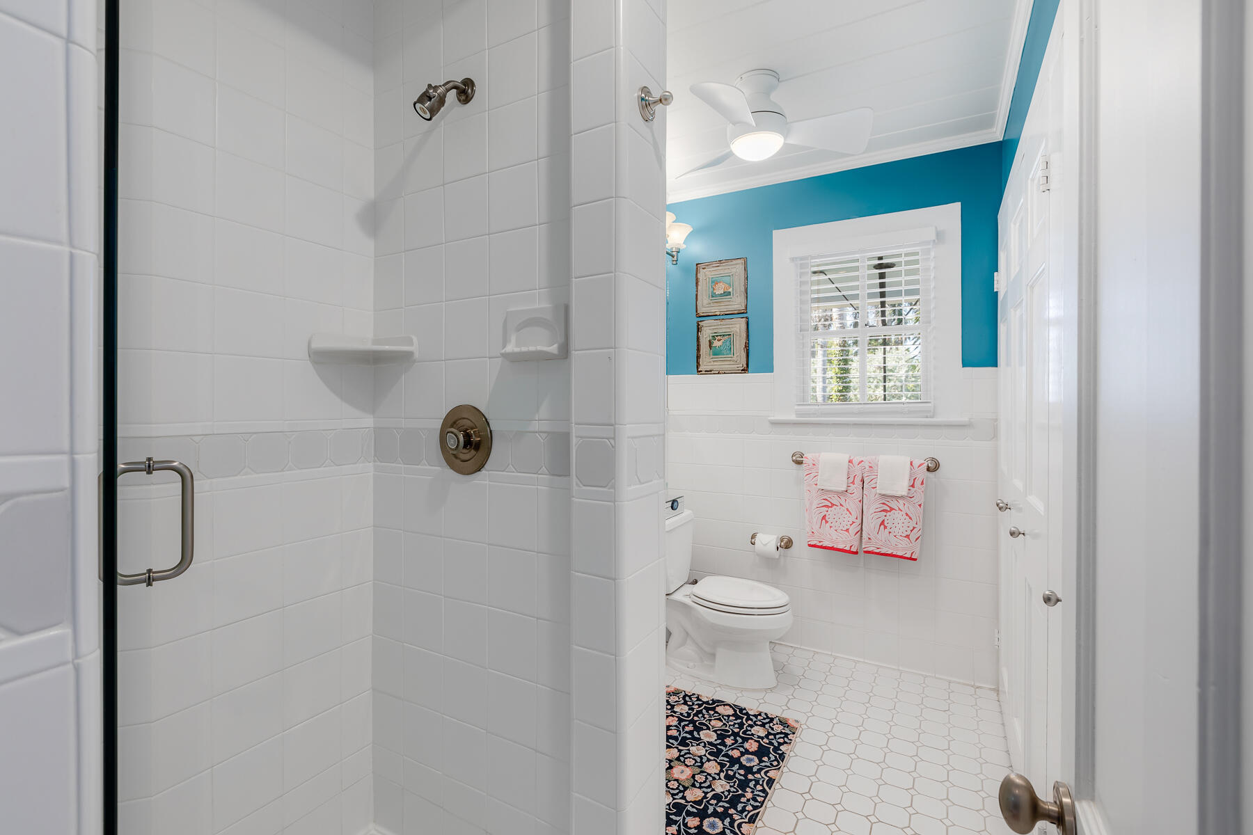 906 Johnson Street Property Photo 40