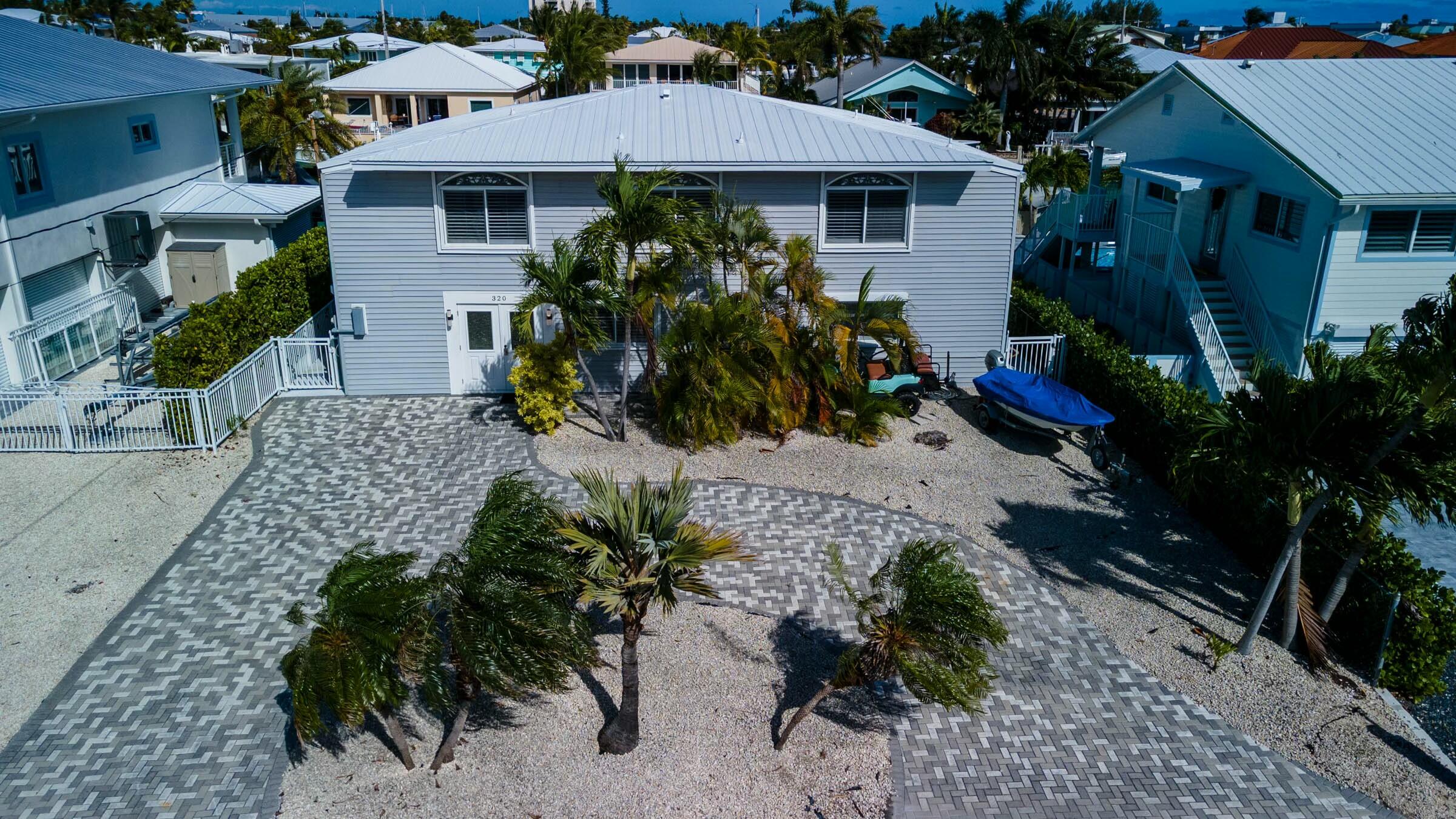320 5th Street Property Photo 8