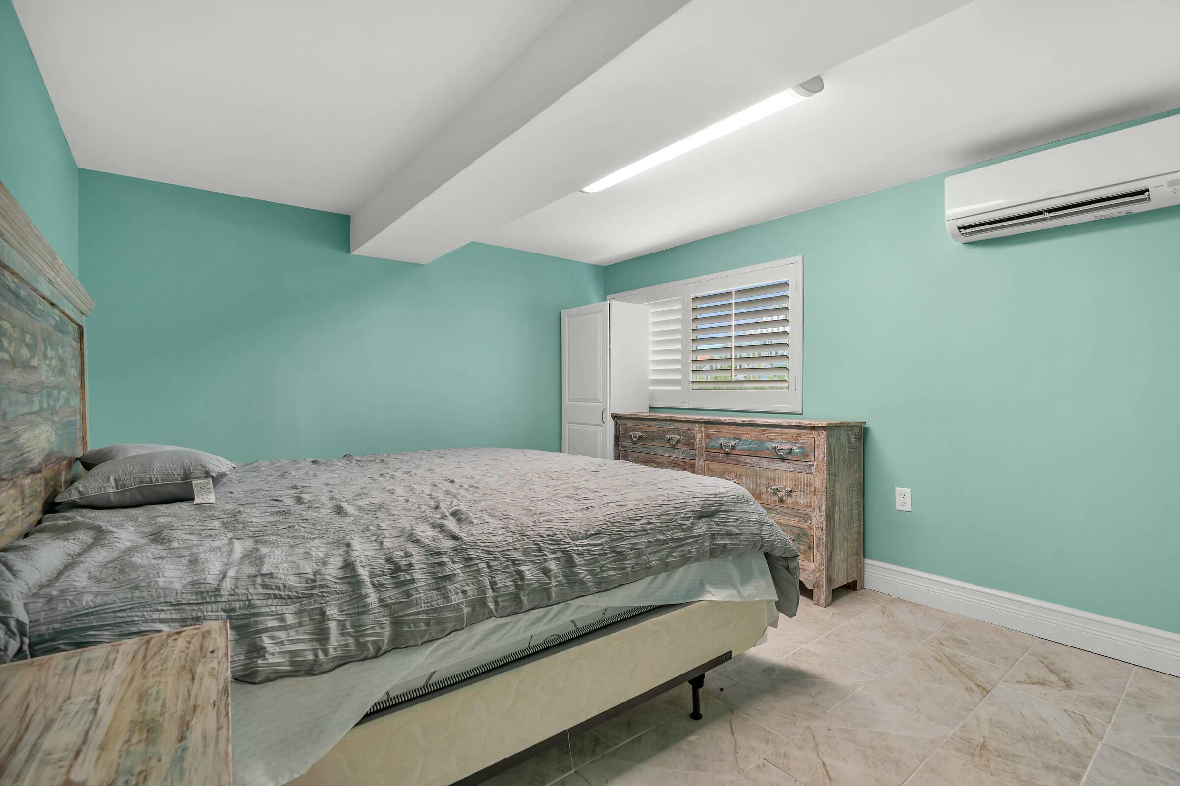 320 5th Street Property Photo 18