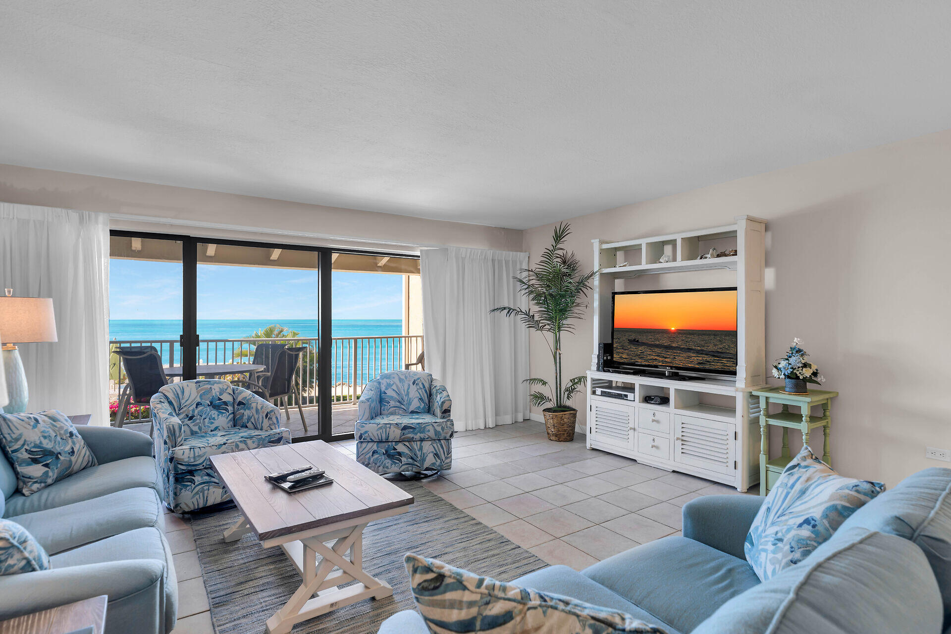 1133 W Ocean Drive, 5 Property Photo 4