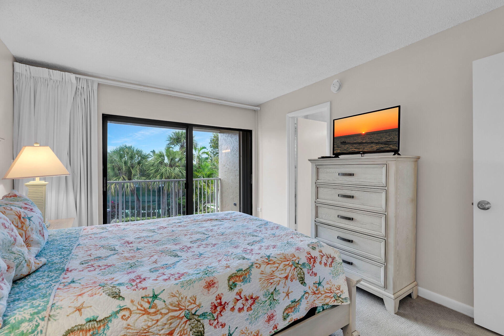 1133 W Ocean Drive, 5 Property Photo 18