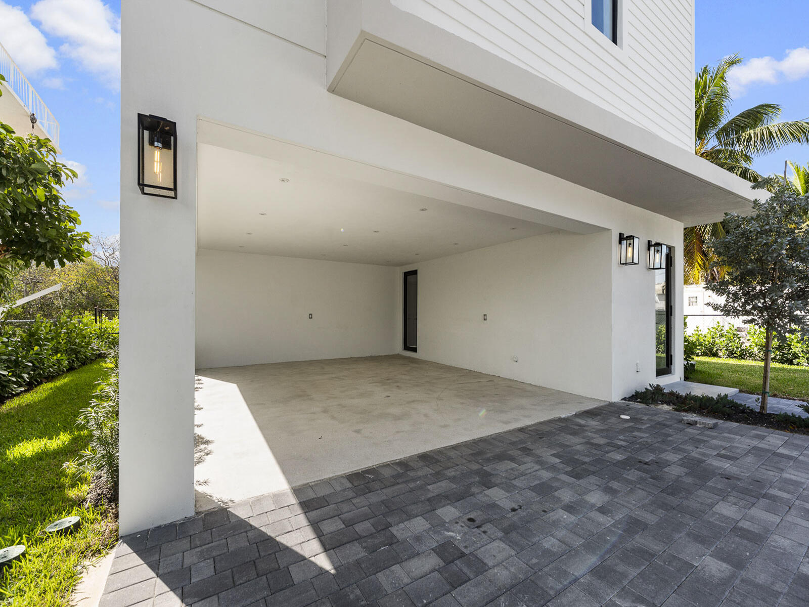 124 Orchid Street Property Photo 3