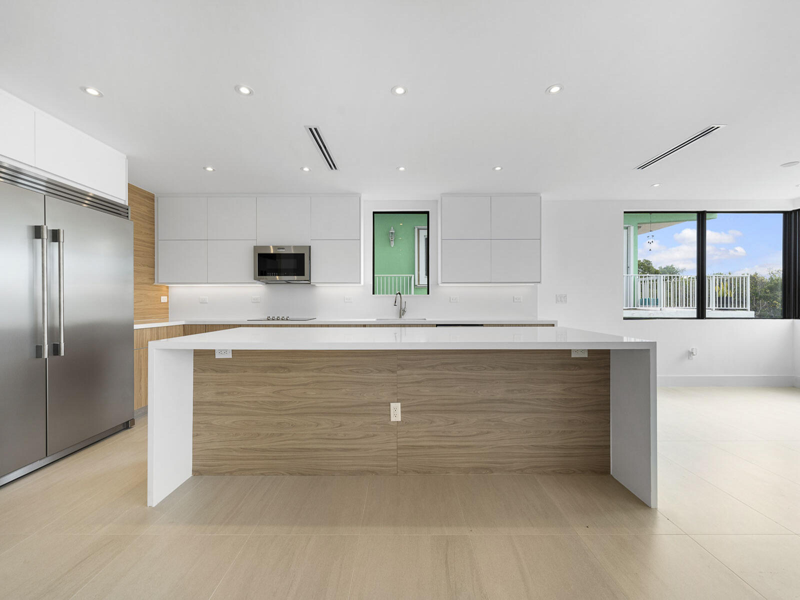 124 Orchid Street Property Photo 6