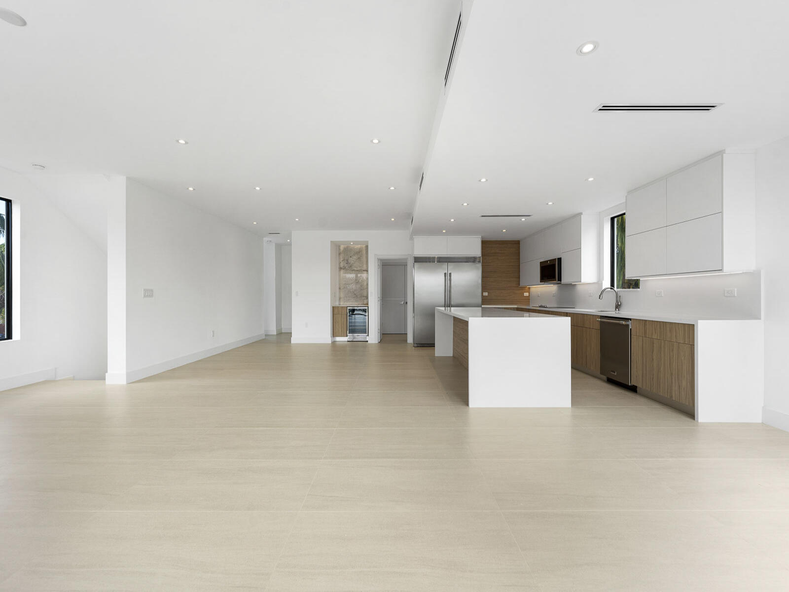 124 Orchid Street Property Photo 8