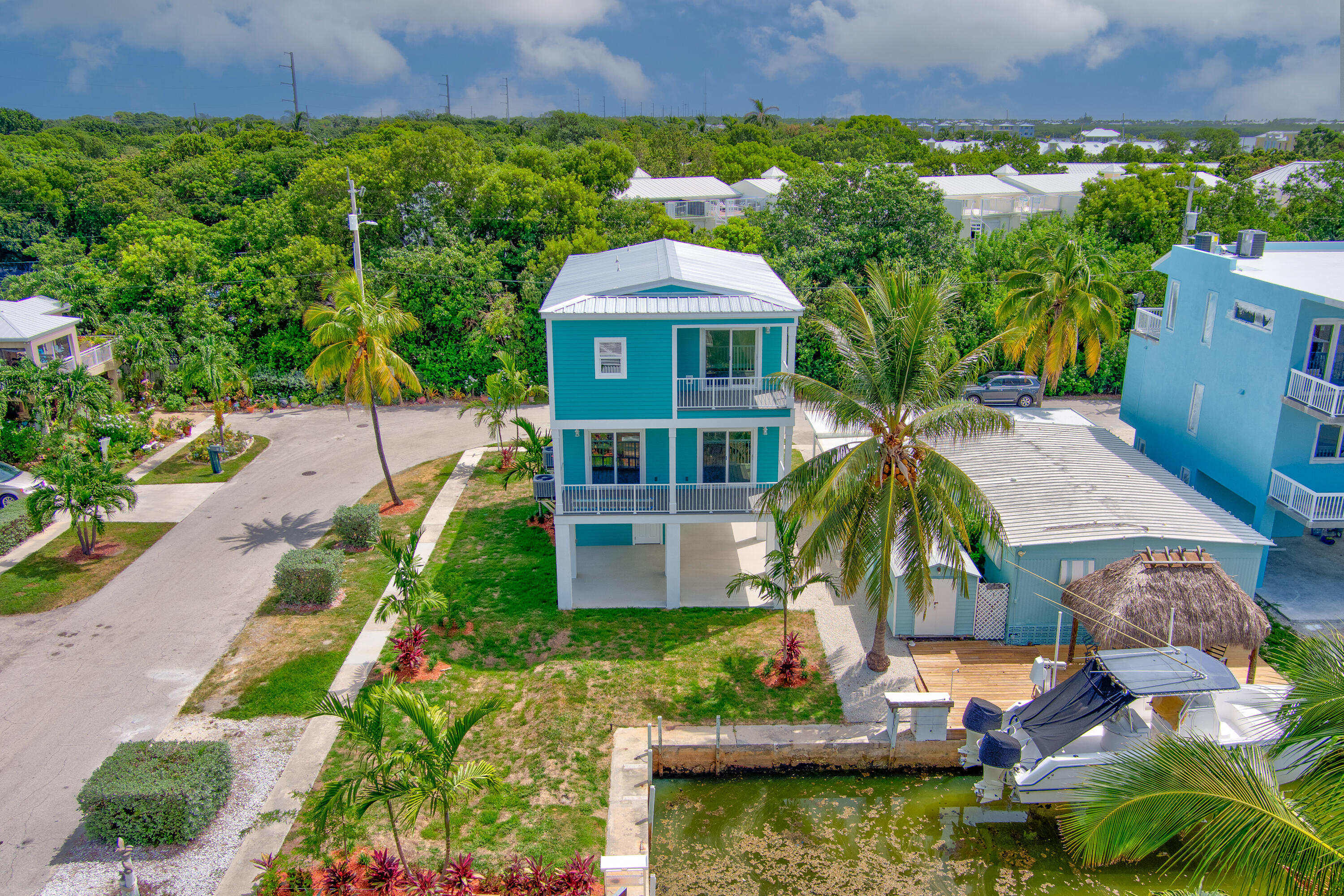 80 Coral Way Property Photo 1