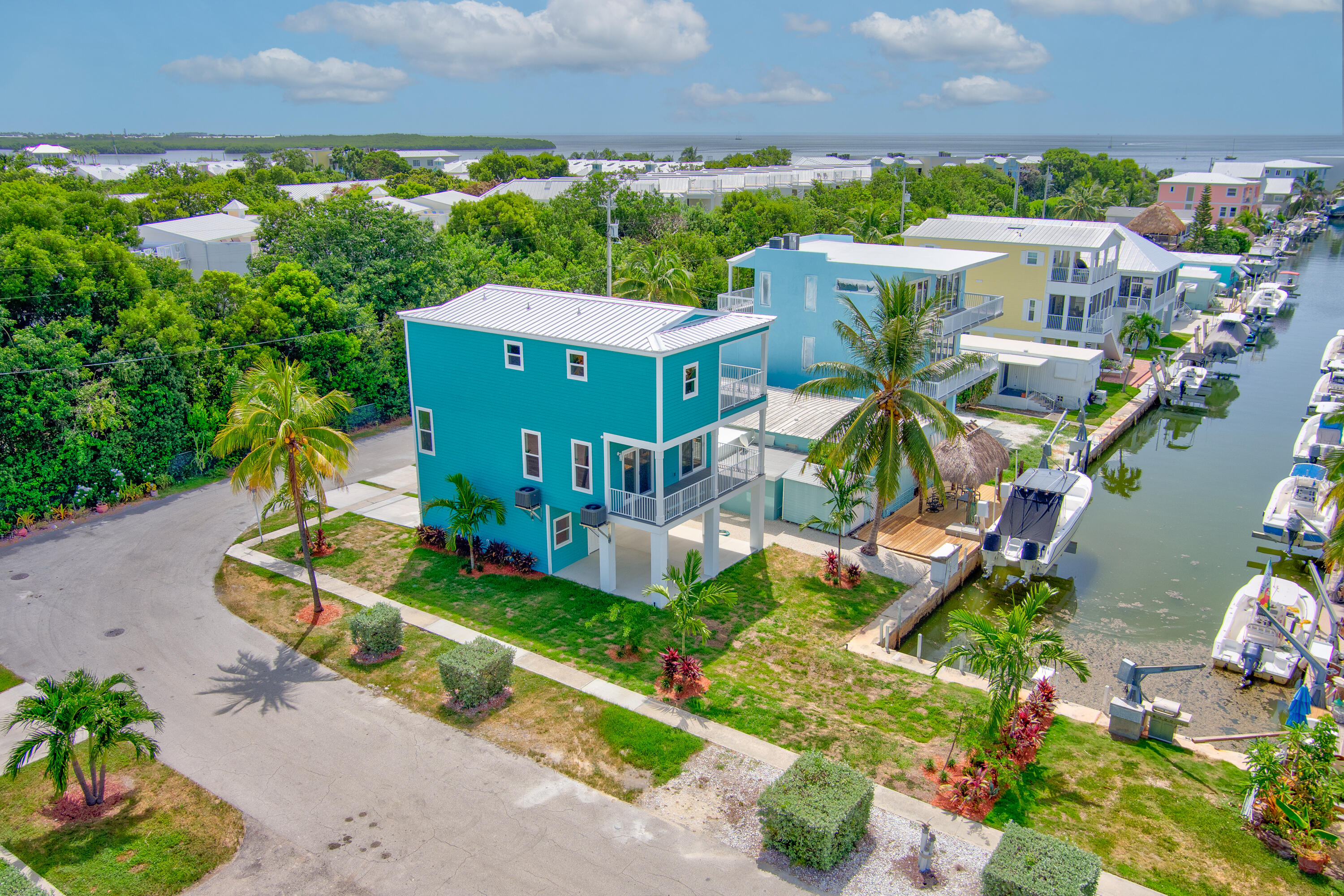 80 Coral Way Property Photo 2