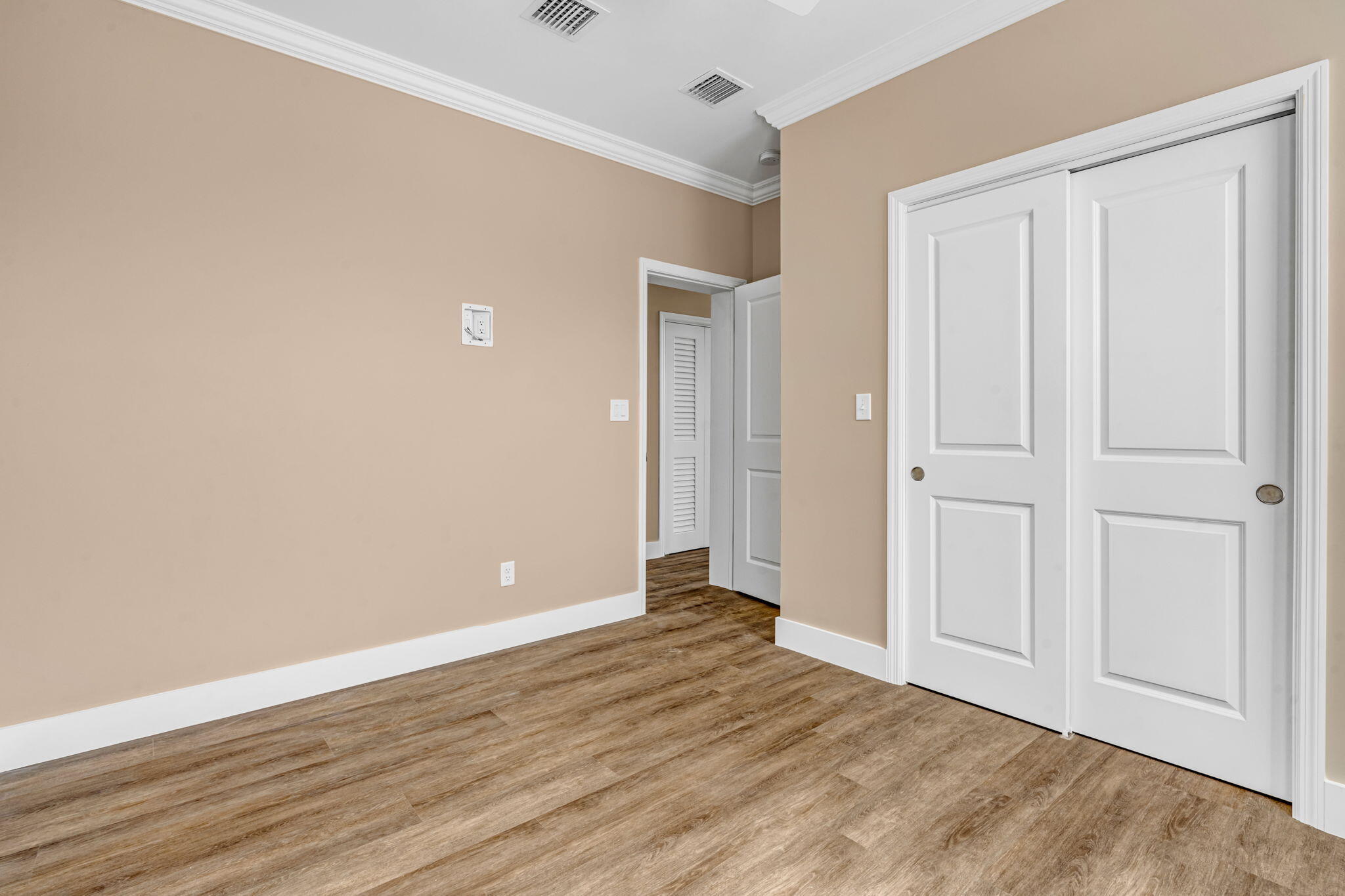 80 Coral Way Property Photo 34