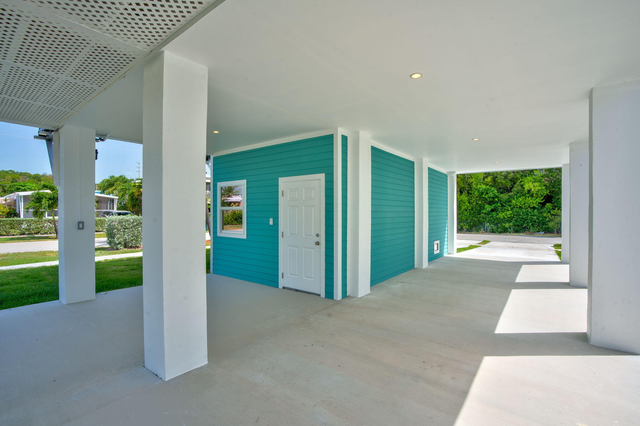 80 Coral Way Property Photo 45