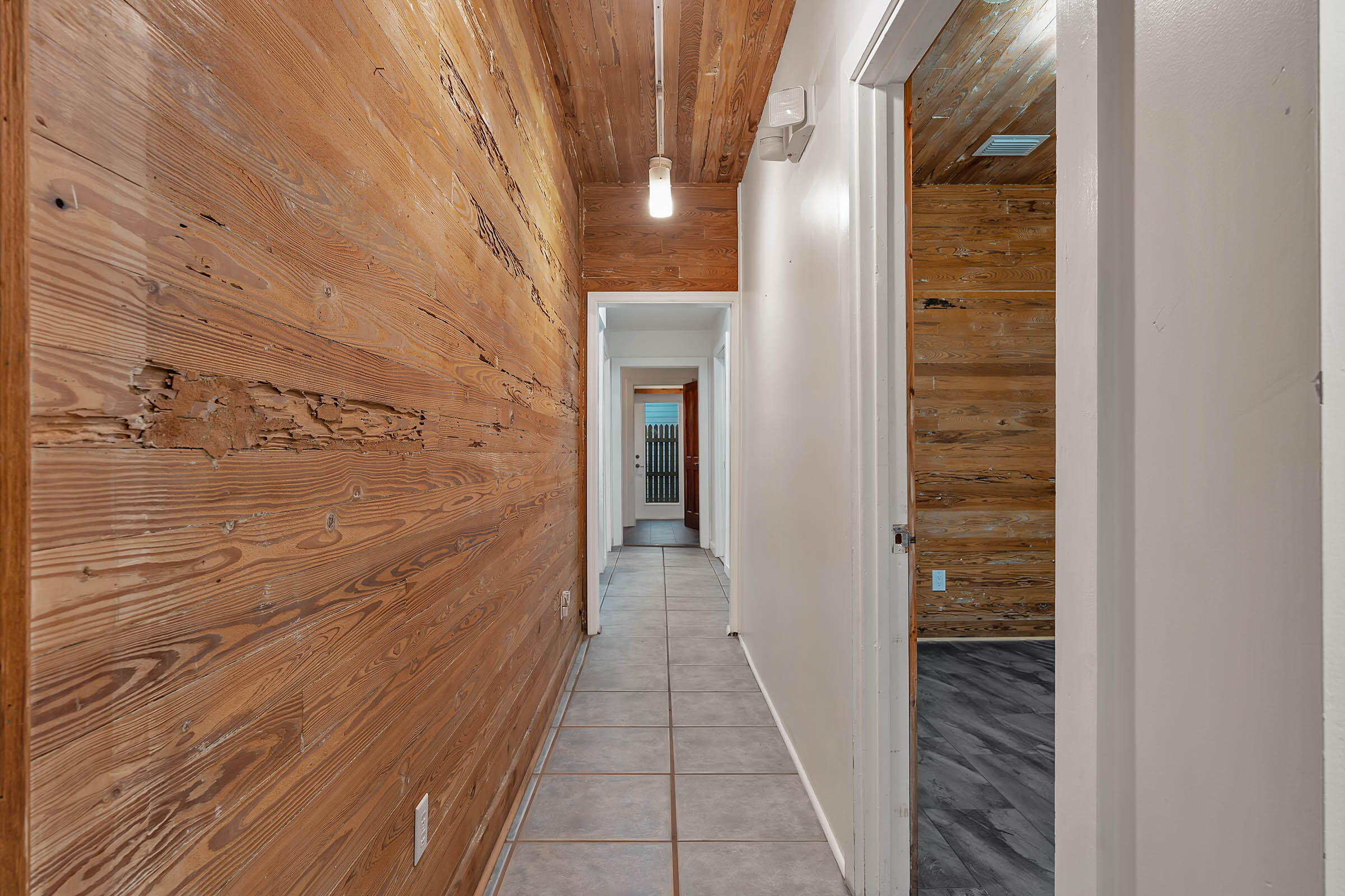627 Whitehead Street Property Photo 8
