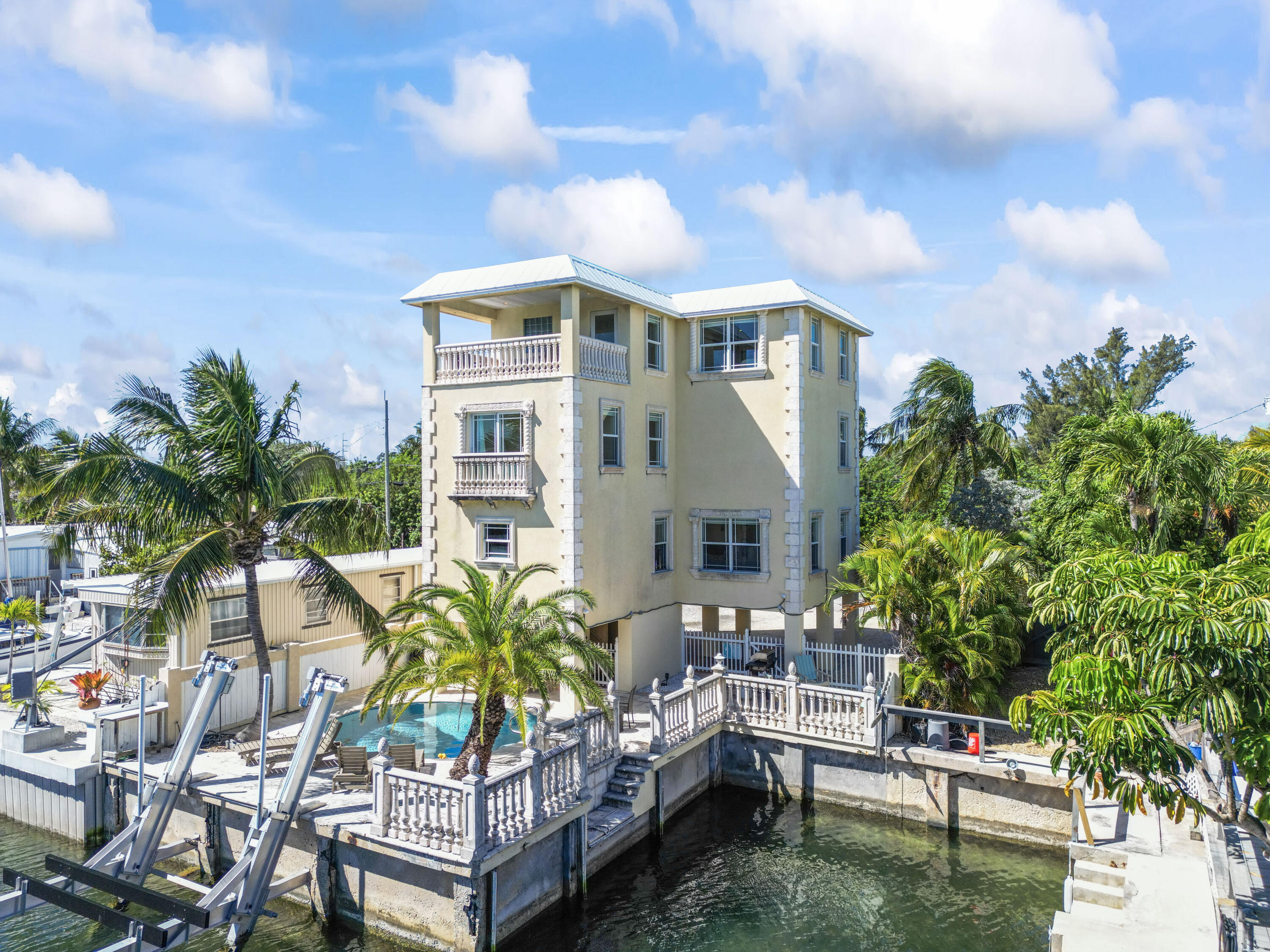 10 47th Street Gulf Property Photo 4