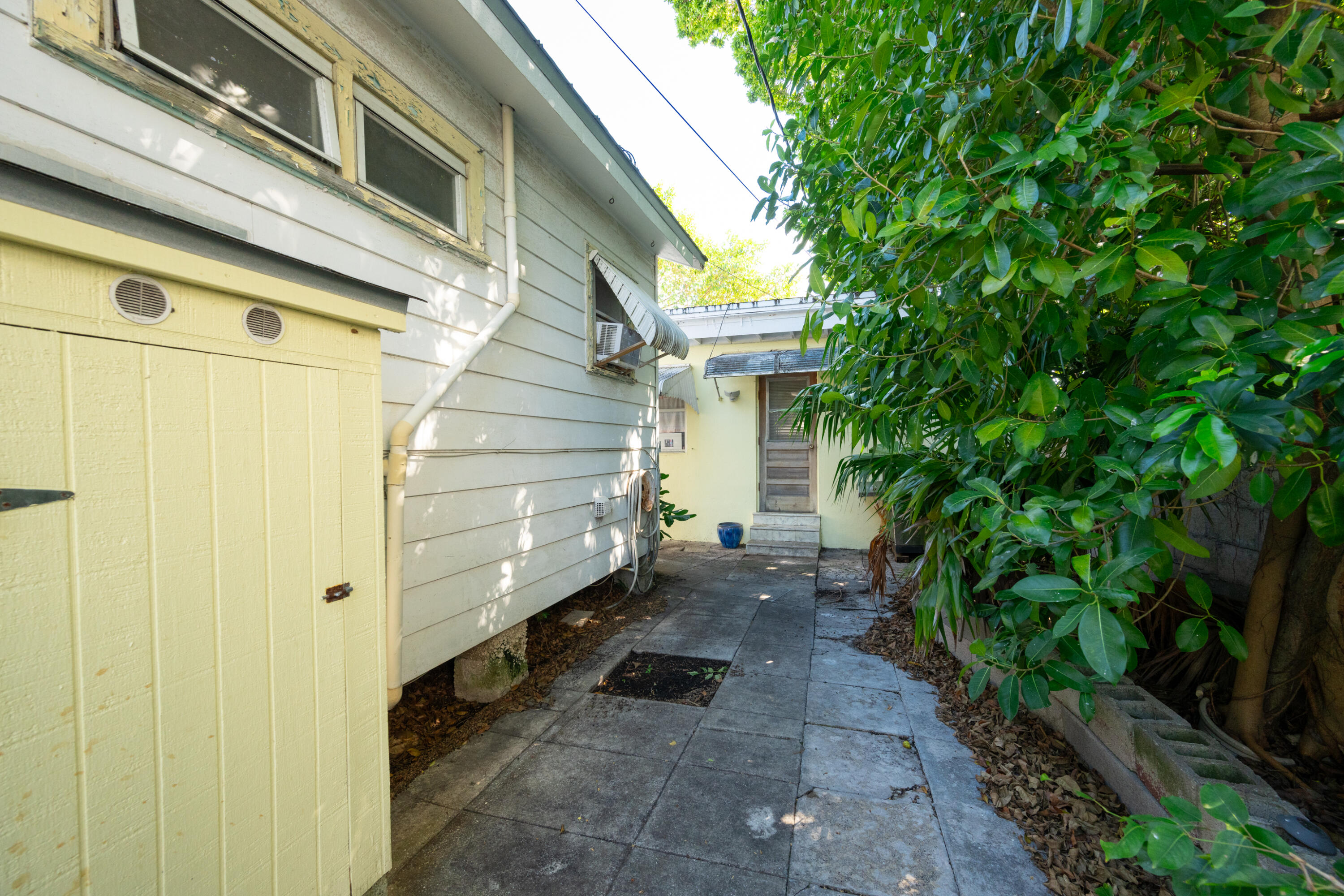 2418 Patterson Avenue Property Photo 6