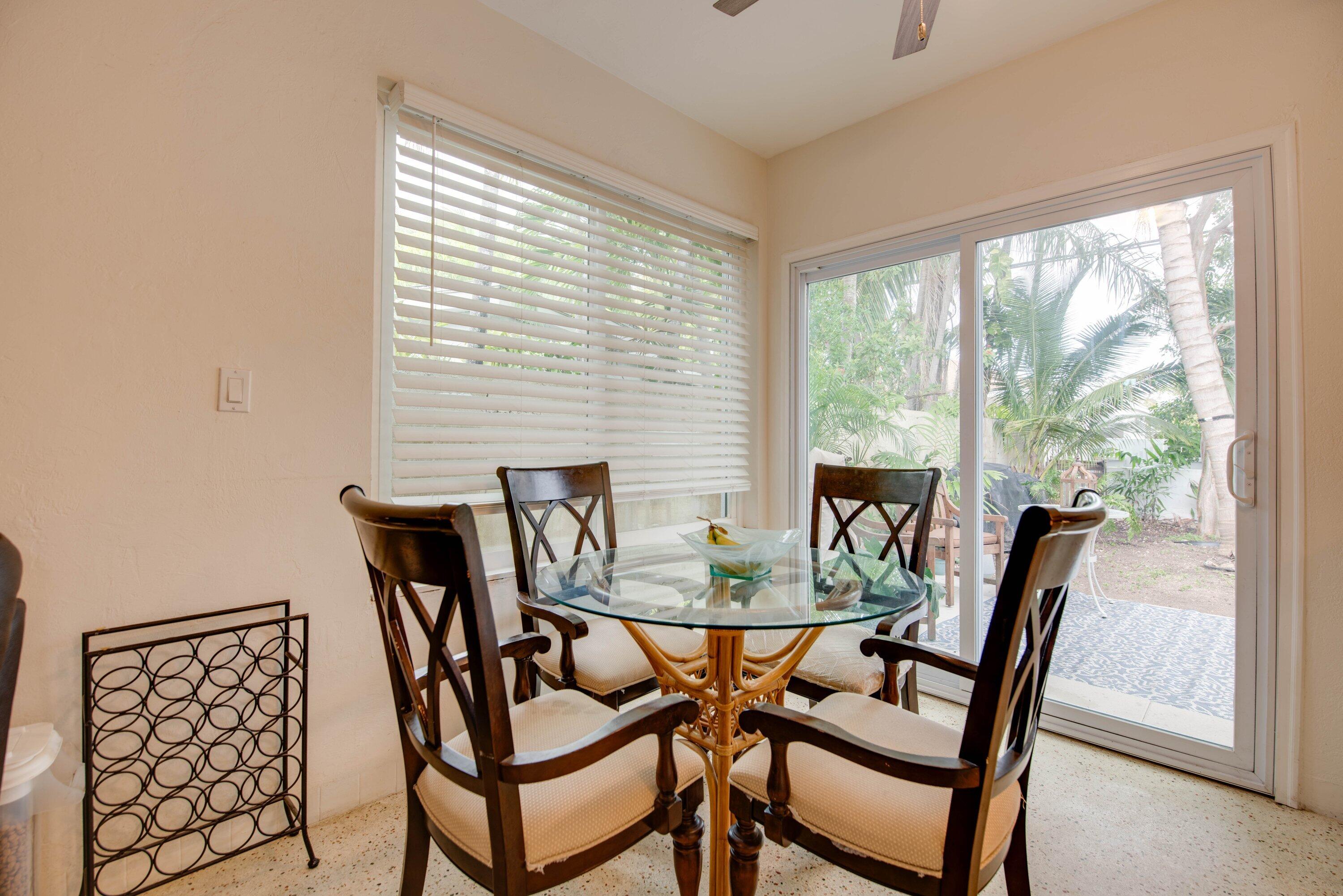 2107 Staples Avenue Property Photo 6