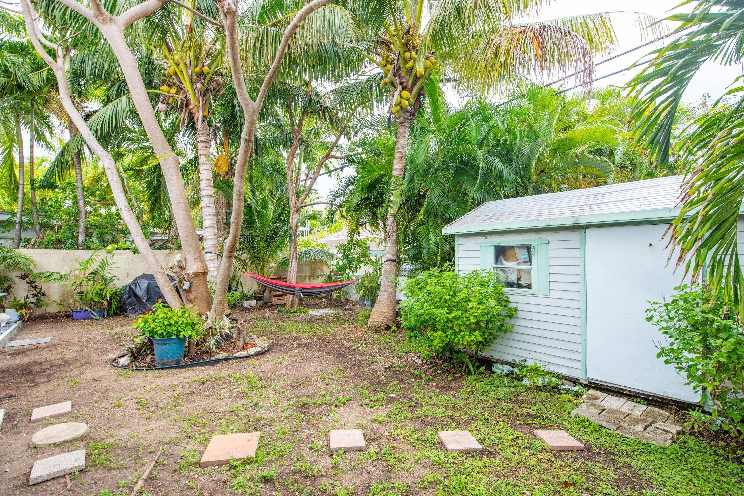 2107 Staples Avenue Property Photo 18