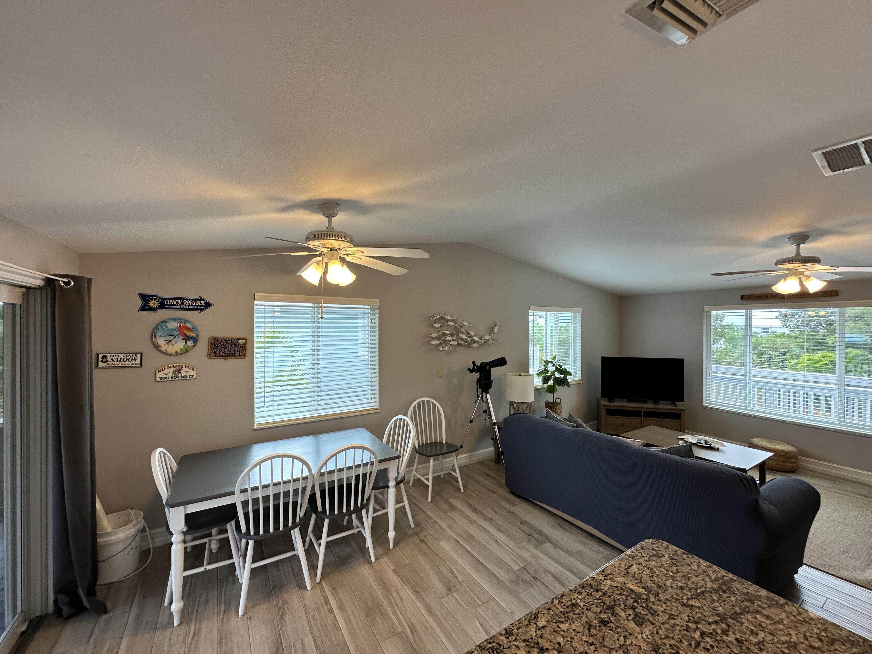 3715 Pine Street Property Photo 19