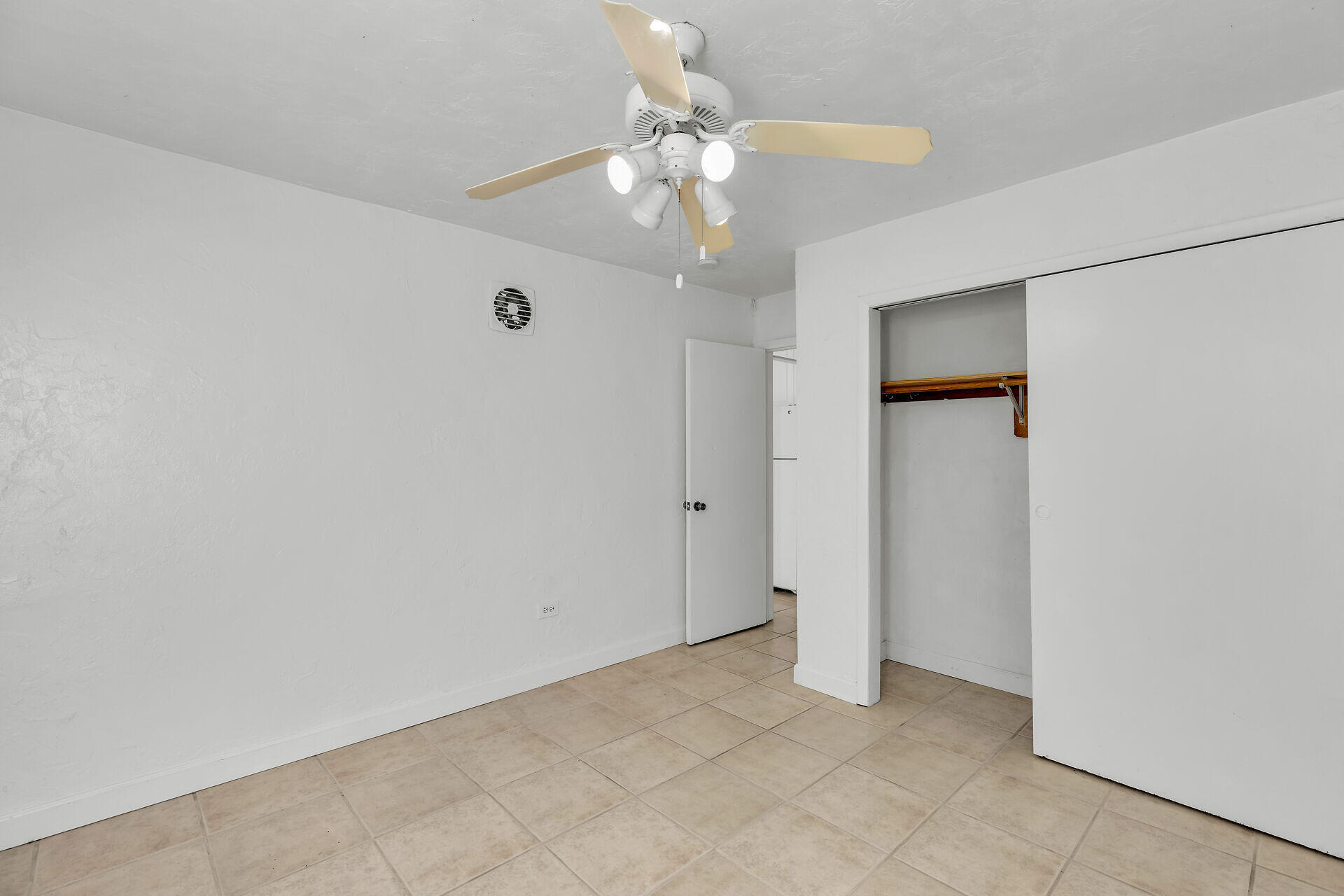 185 Dove Lake Drive Property Photo 38