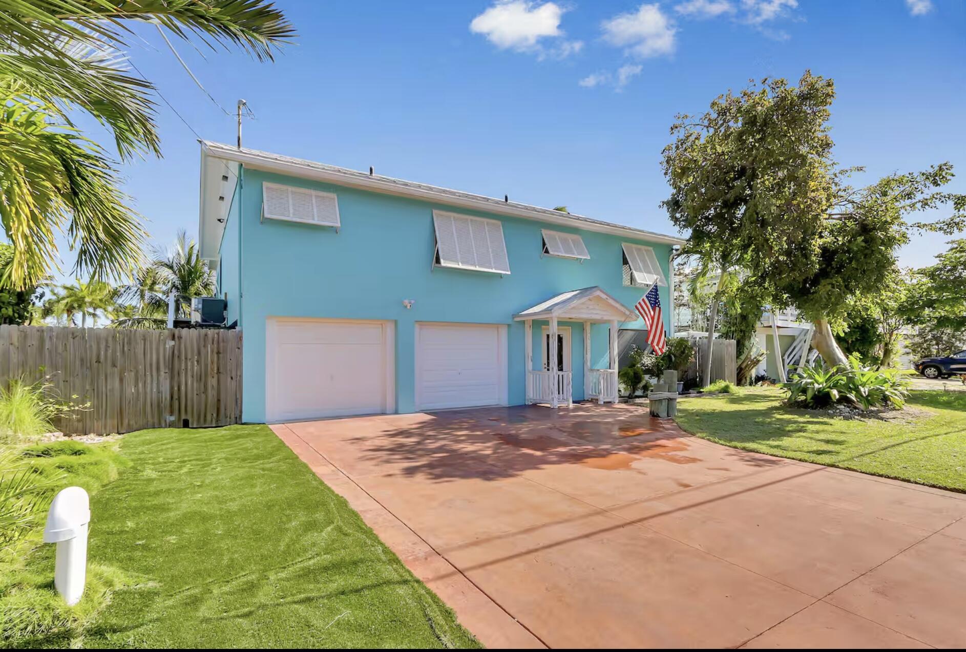 37 Blue Water Drive Property Photo 1