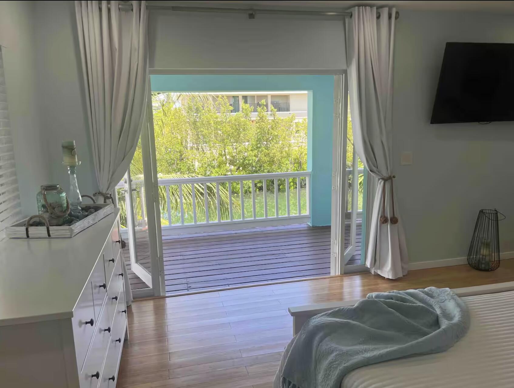 37 Blue Water Drive Property Photo 22