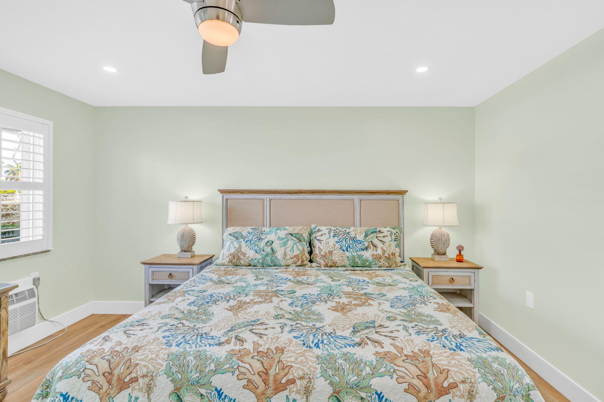 755 W Ocean Drive, 3 Property Photo 17