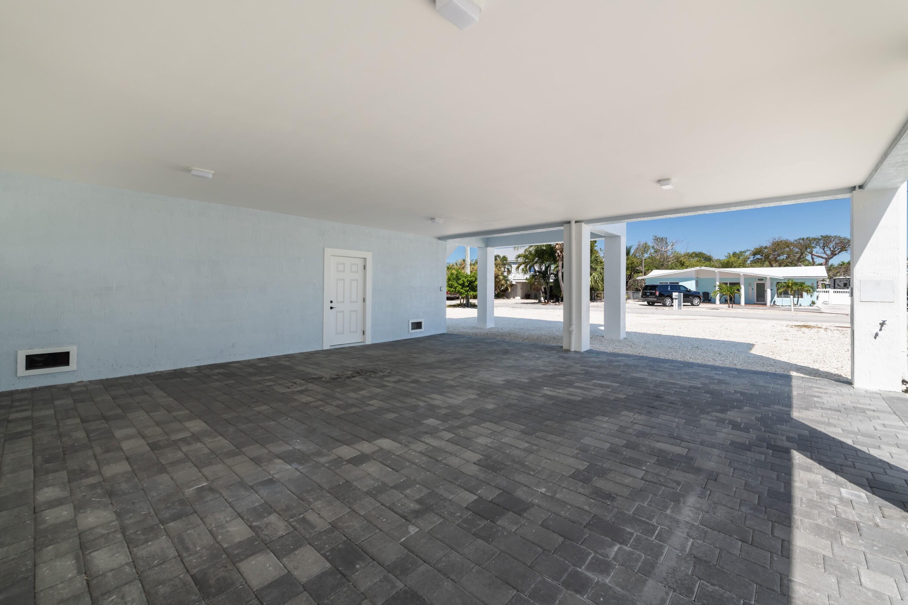 8067 Bonito Drive Property Photo 4