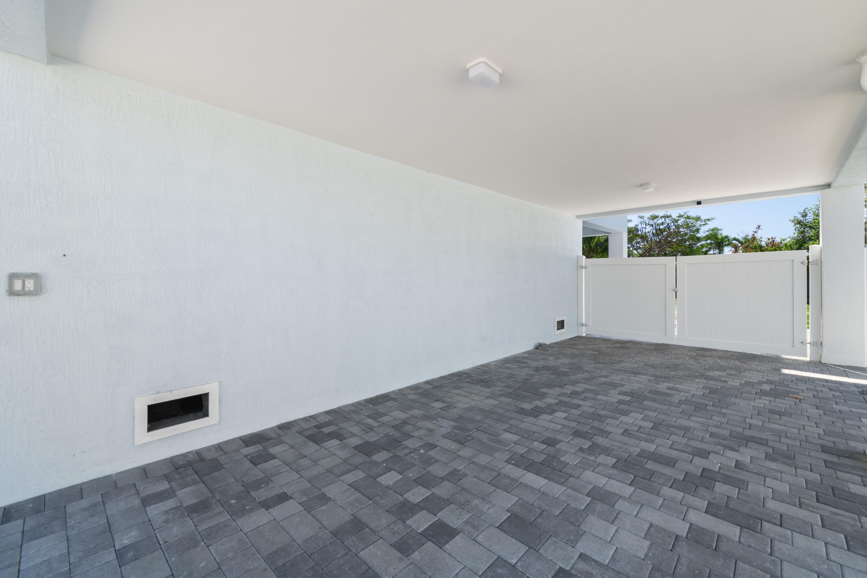 8067 Bonito Drive Property Photo 8