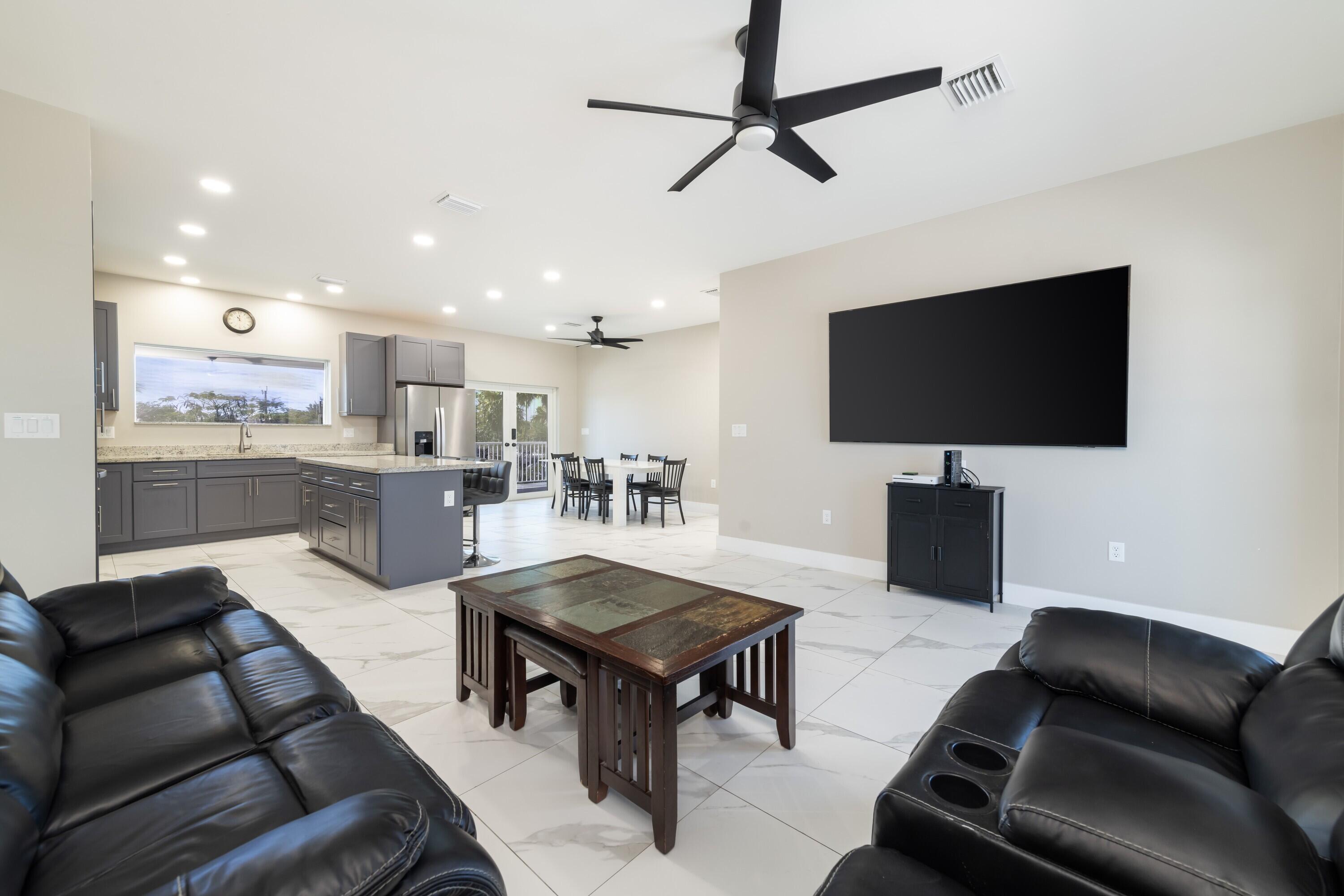 8067 Bonito Drive Property Photo 11