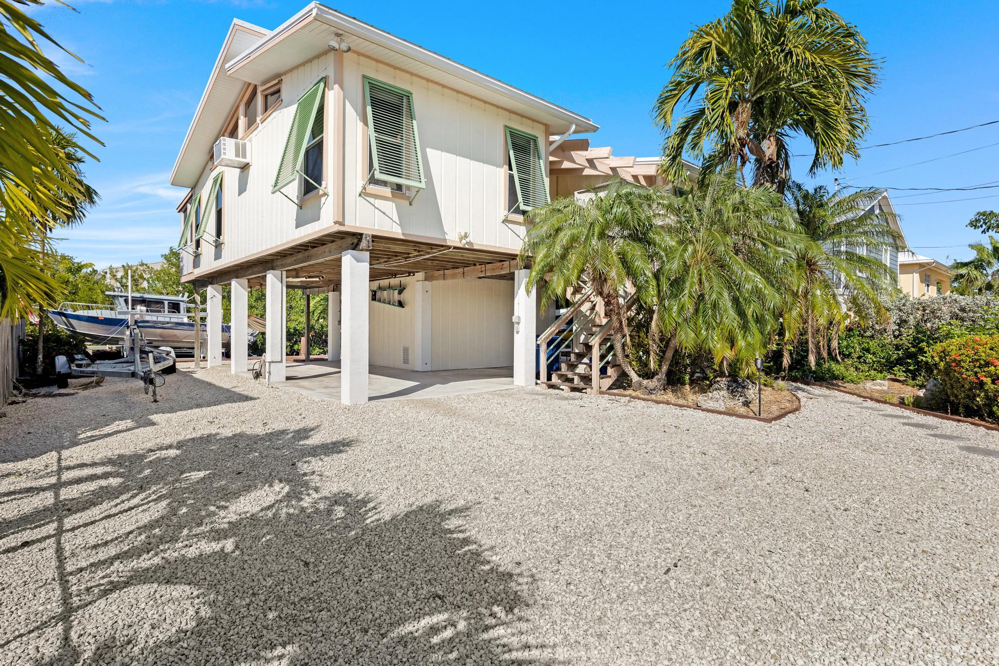 22933 Buccaneer Lane Property Photo 2