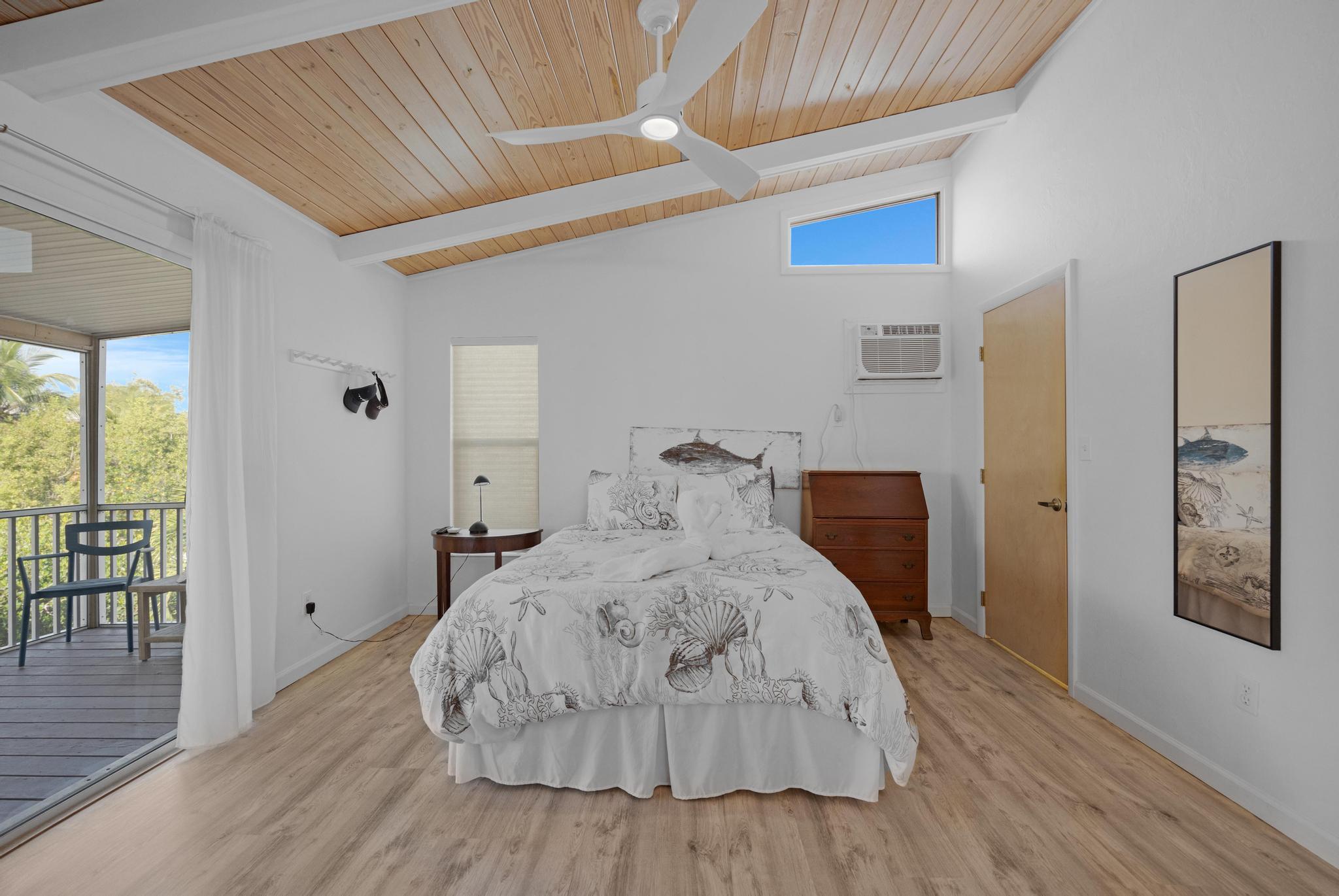 22933 Buccaneer Lane Property Photo 7