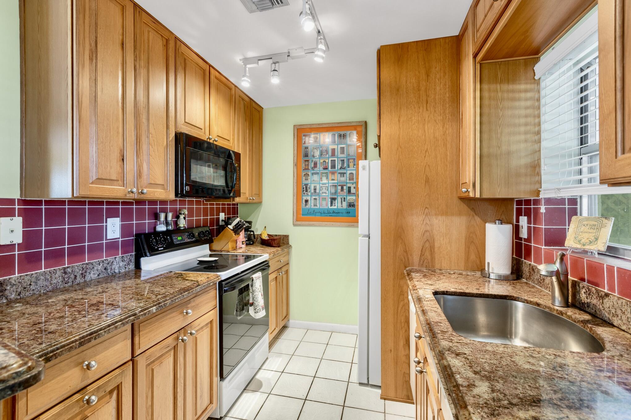 3255 Duck Avenue, 3 Property Photo 11
