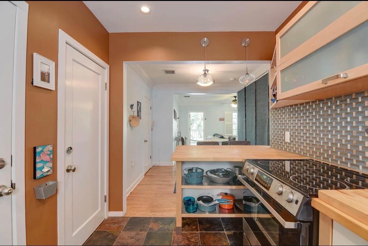 808 South Street, 3 Property Photo 4