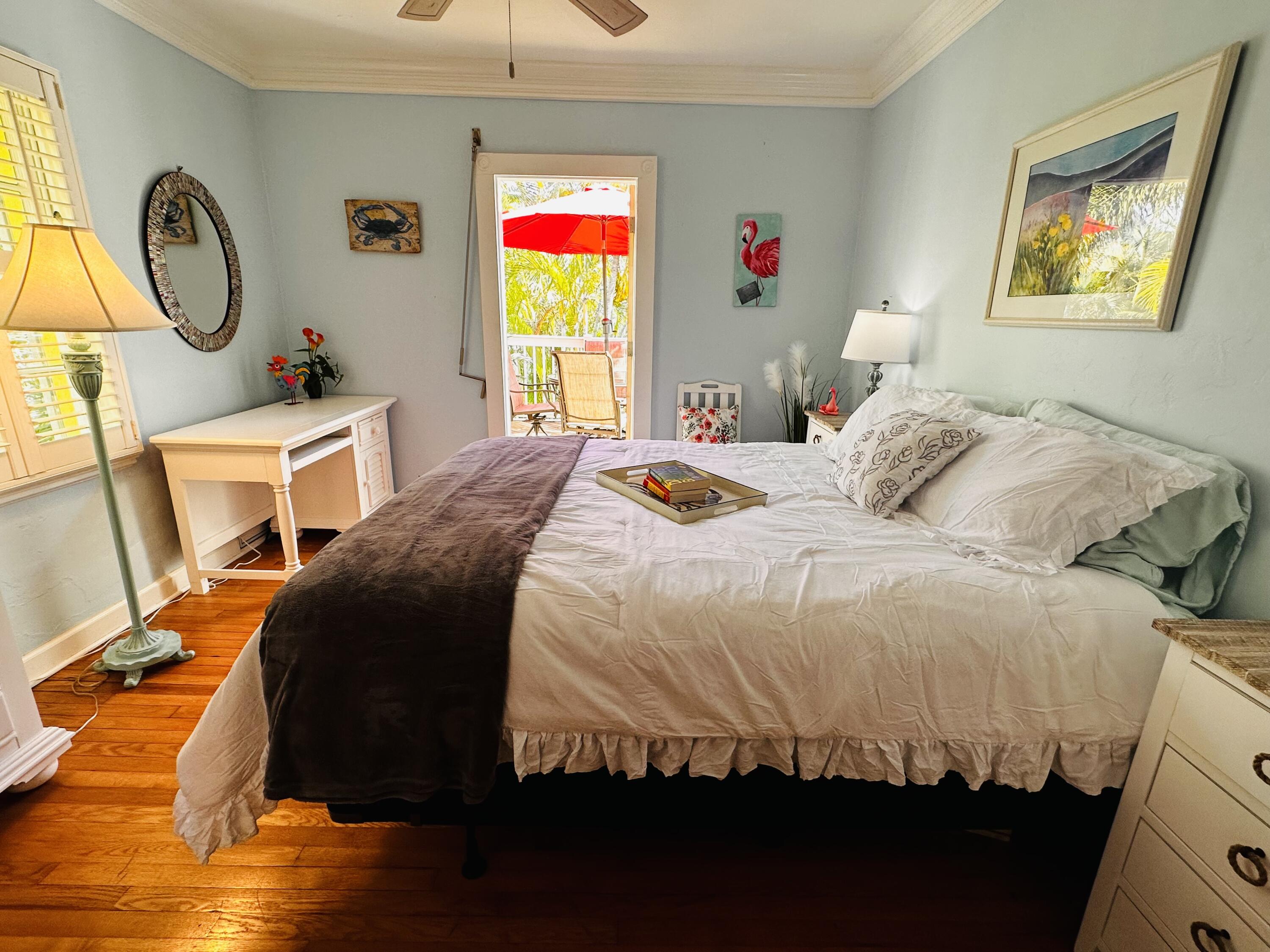 808 South Street, 3 Property Photo 11