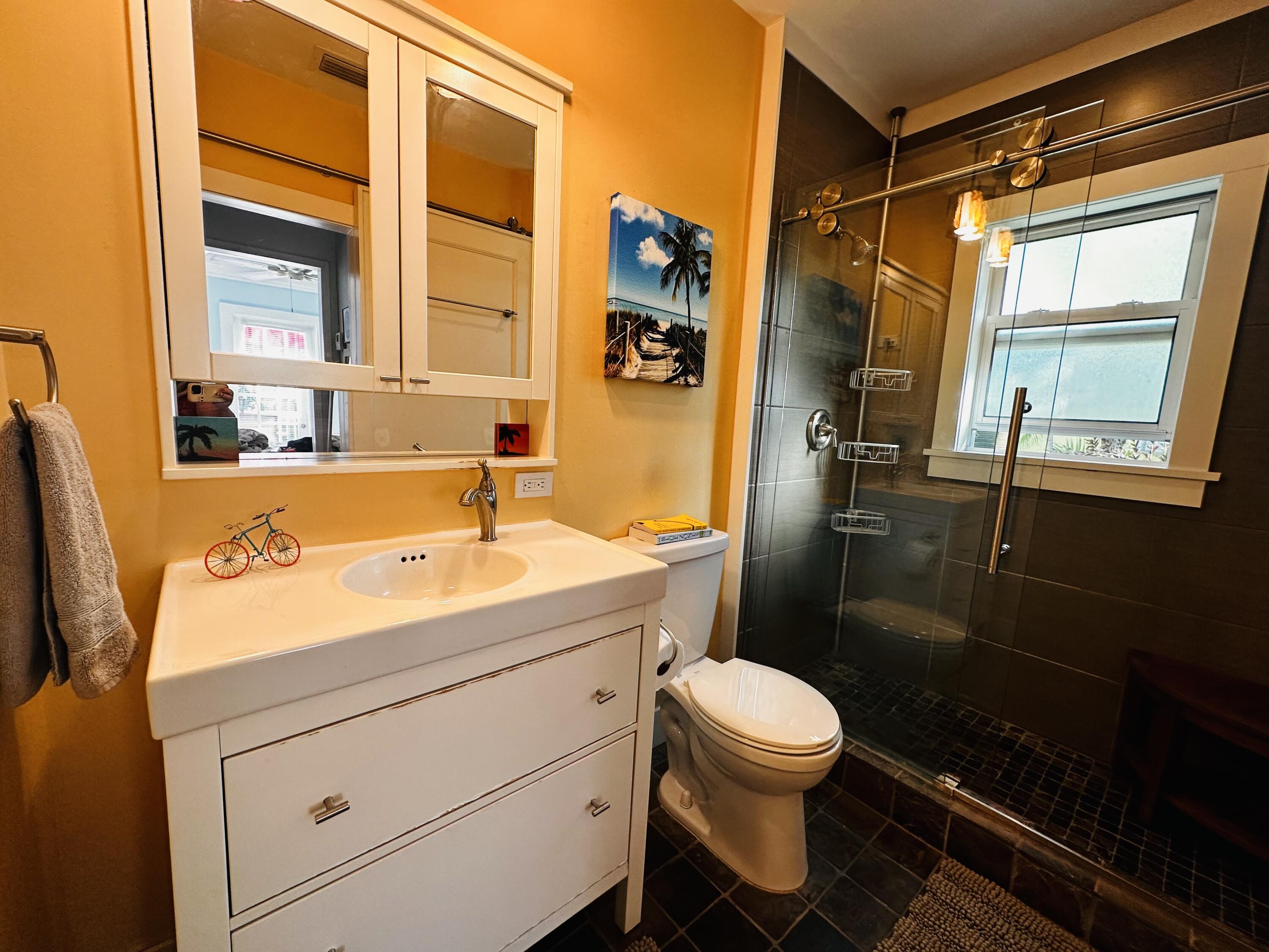 808 South Street, 3 Property Photo 12
