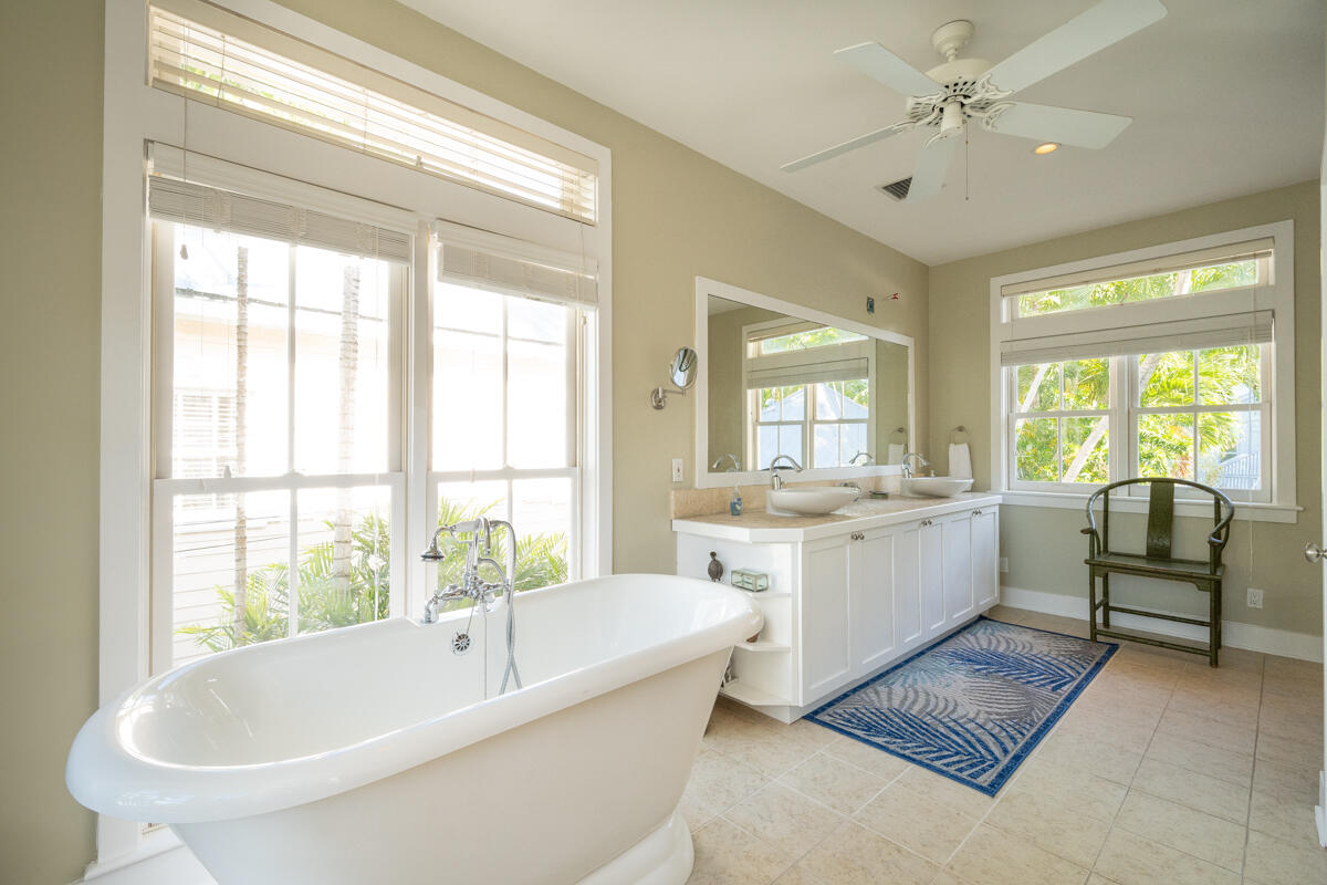 1104 South Street Property Photo 24