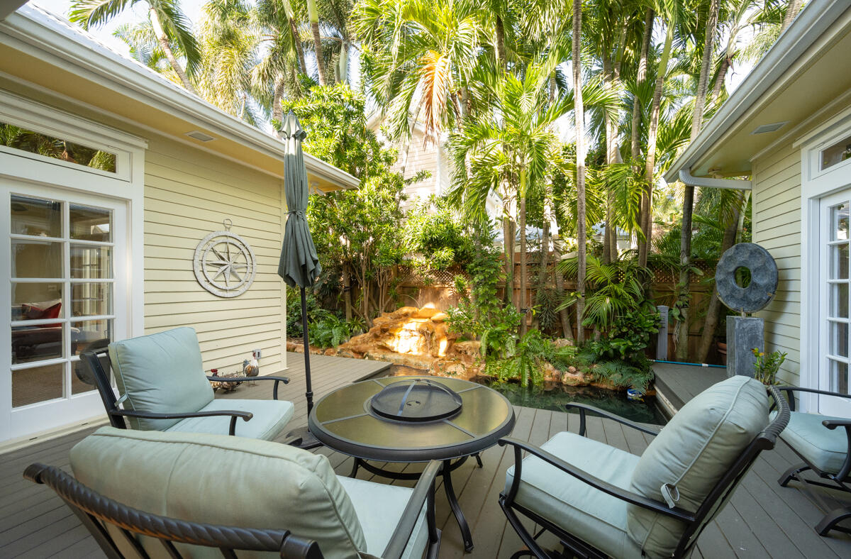 1104 South Street Property Photo 51