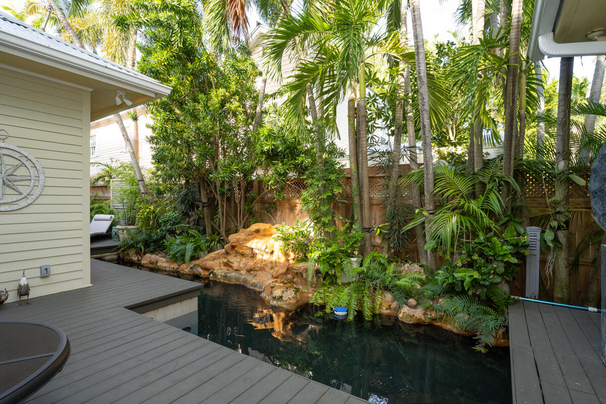 1104 South Street Property Photo 62