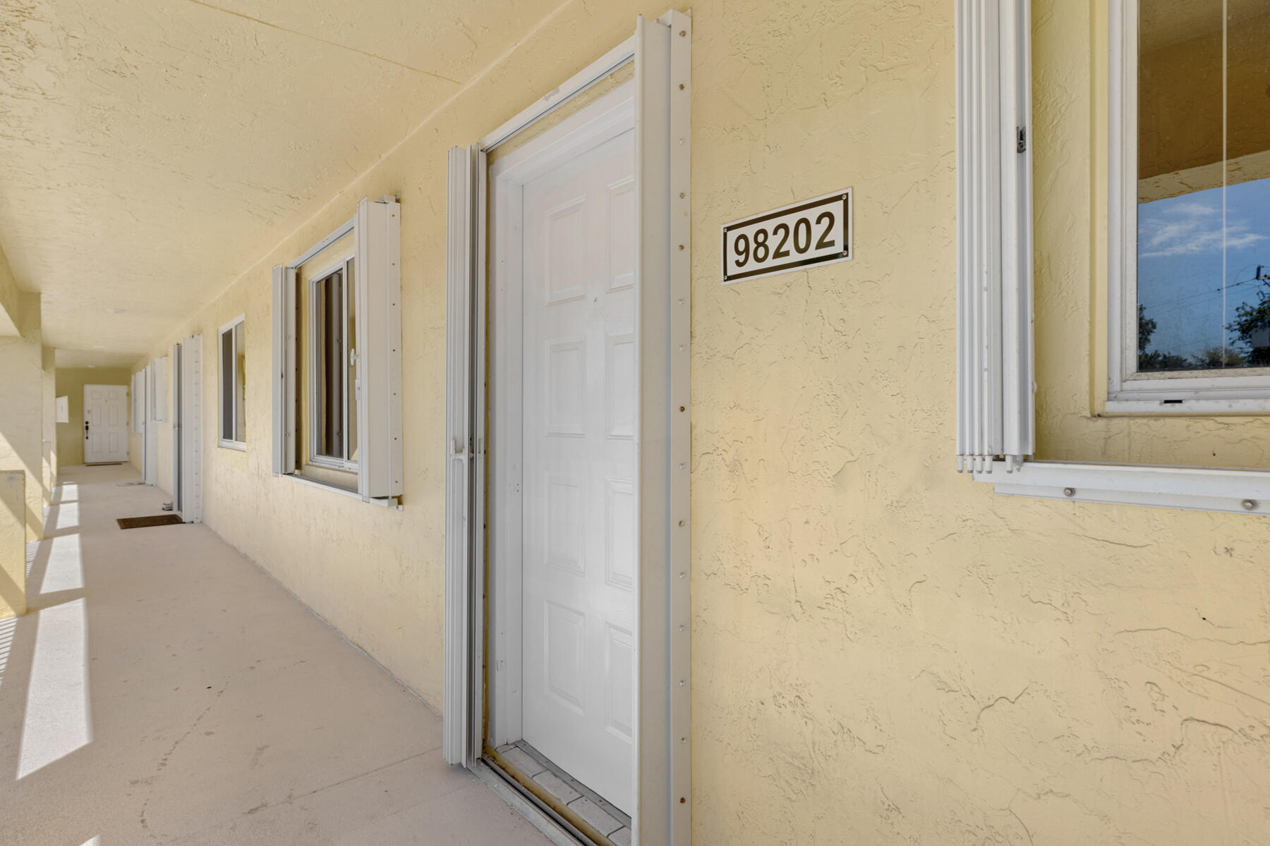 98202 Windward Avenue Property Photo 6