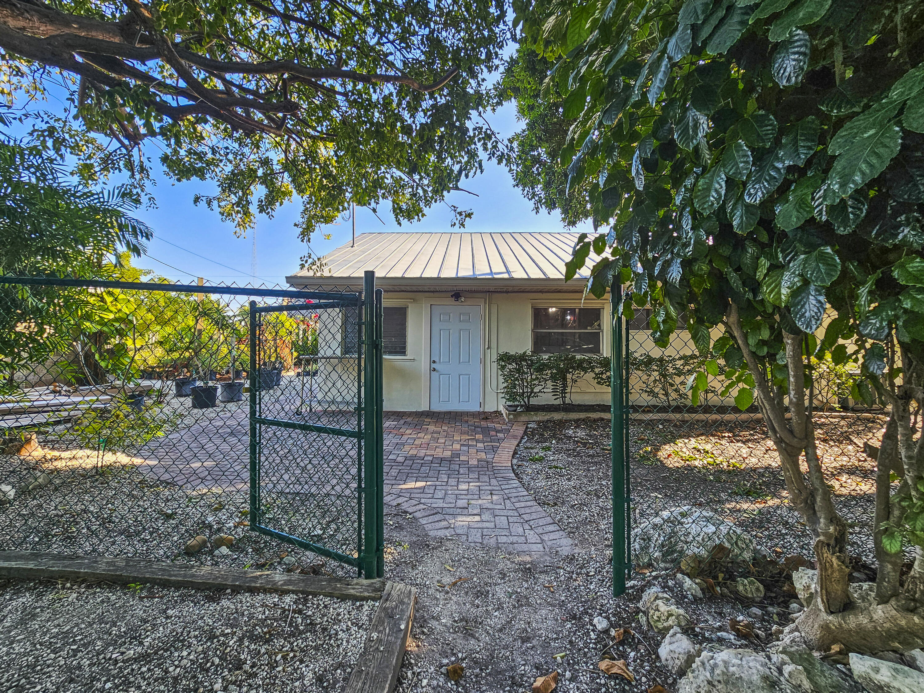 27001 Overseas Highway Property Photo 7