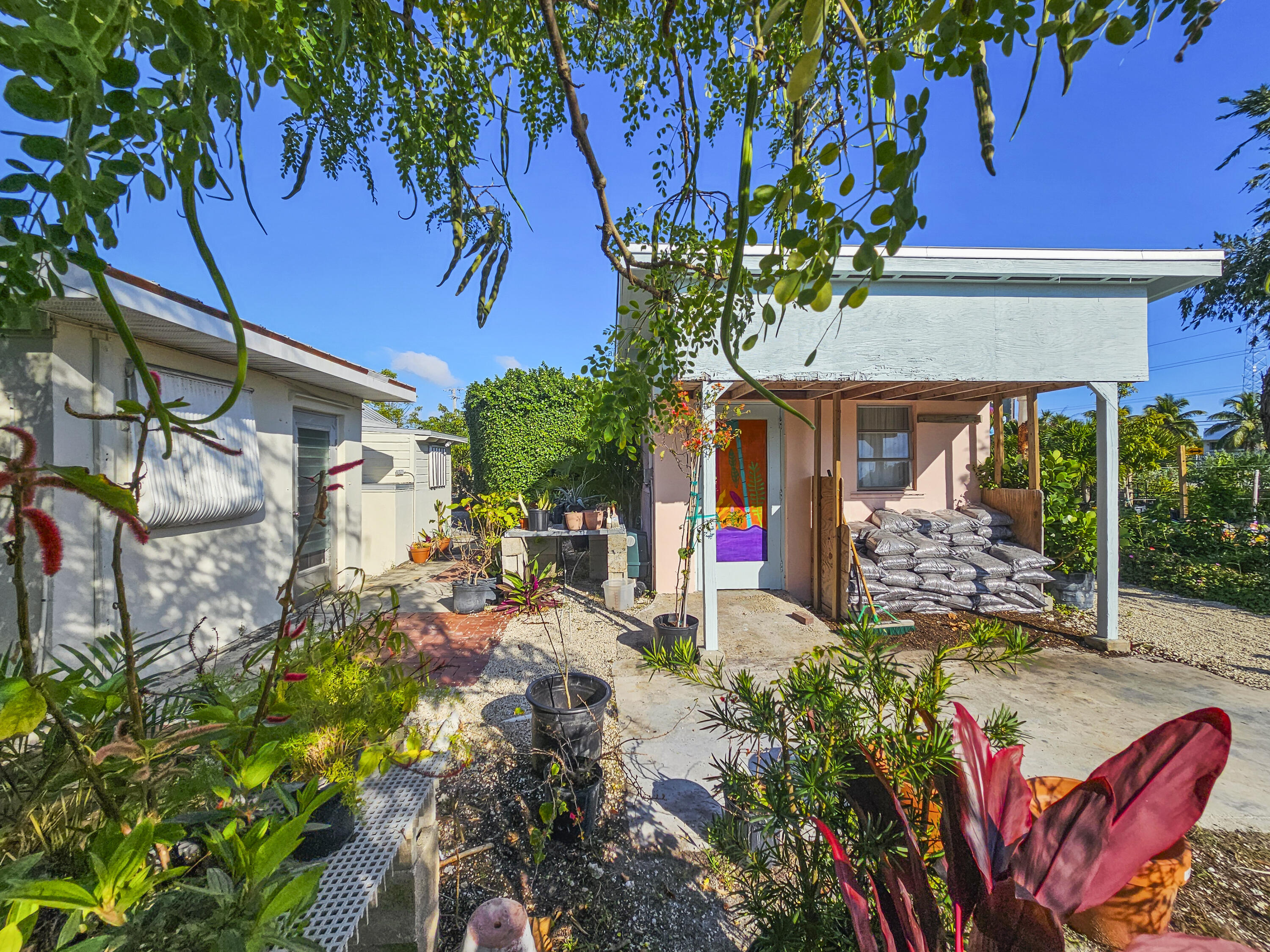 27001 Overseas Highway Property Photo 8