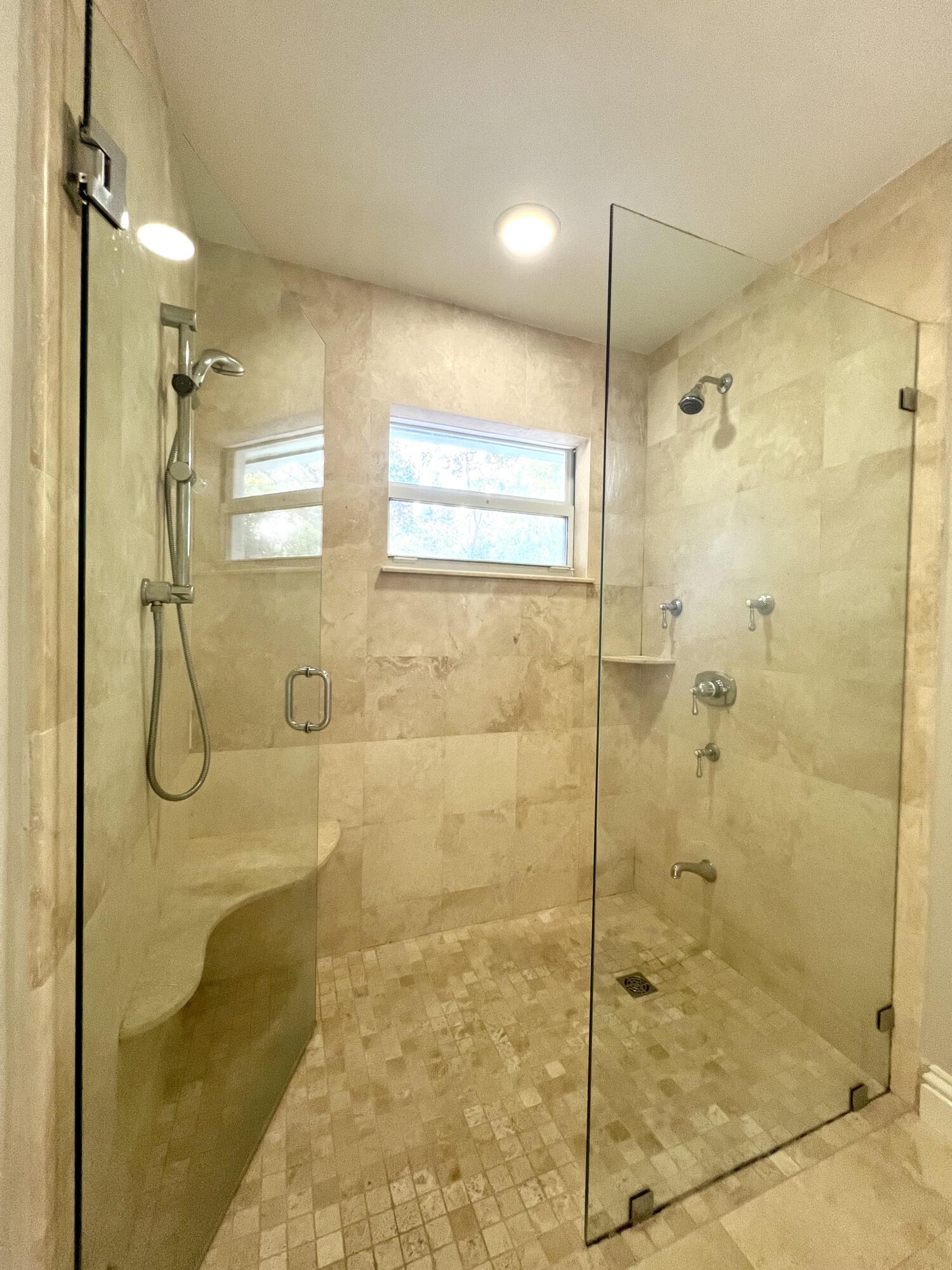 35 Se Marlin Avenue Property Photo 23