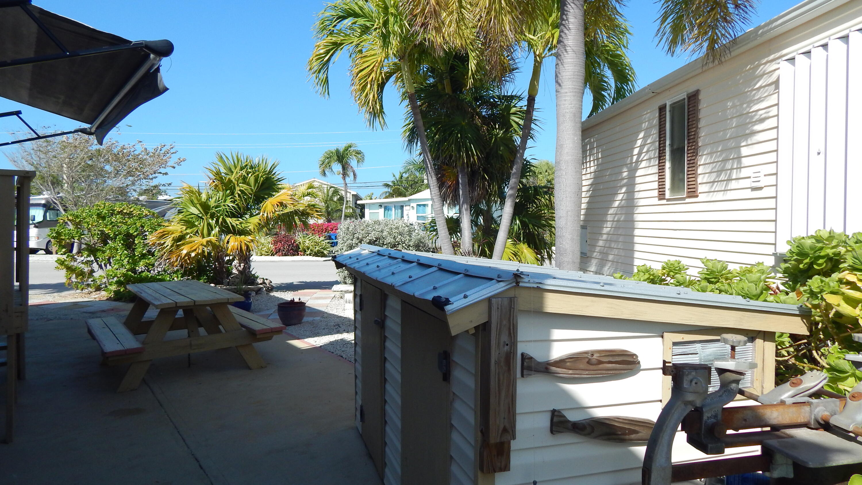 701 Spanish Main Drive, 355 Property Photo 14