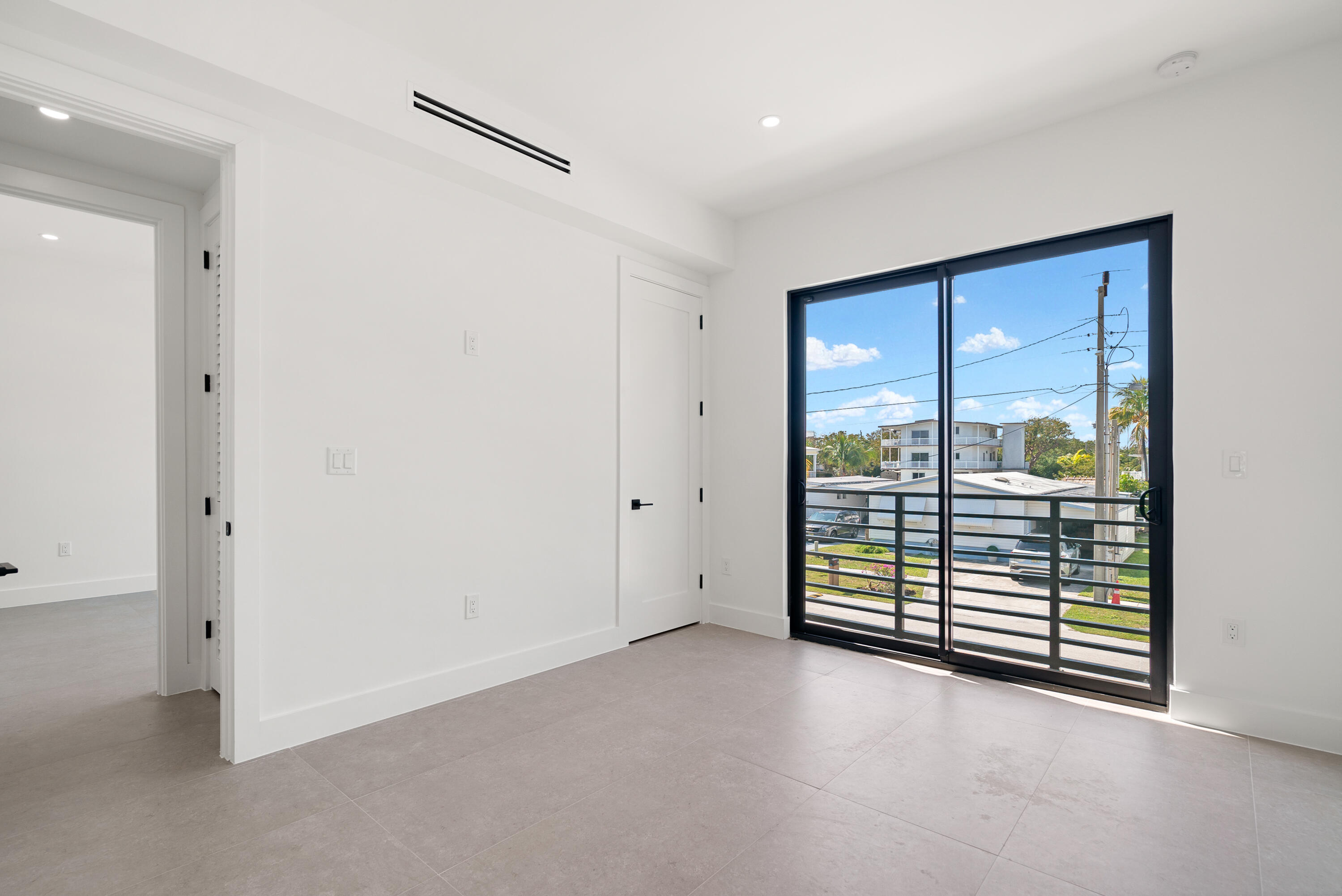 27 Ocean Drive Property Photo 20