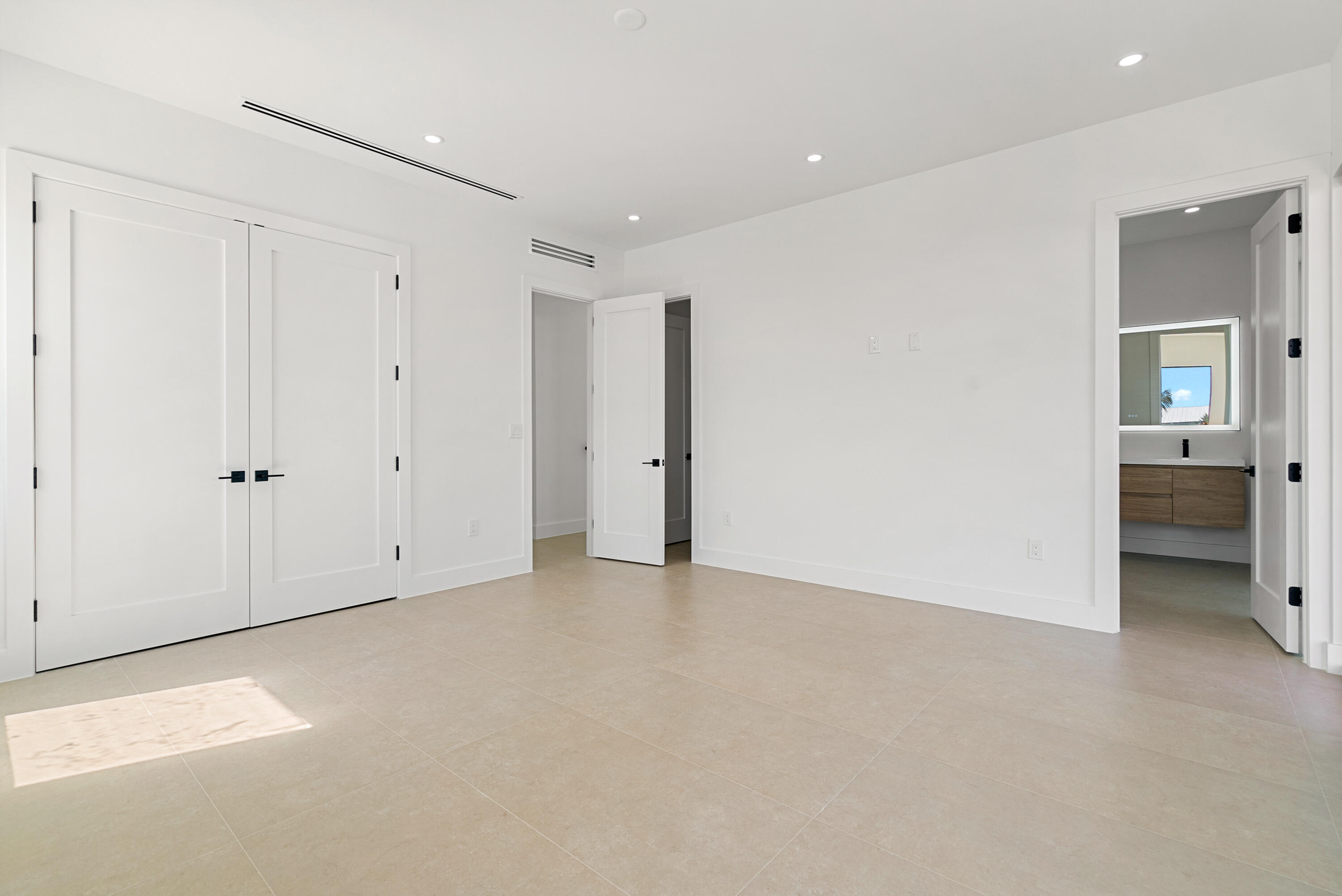 27 Ocean Drive Property Photo 32