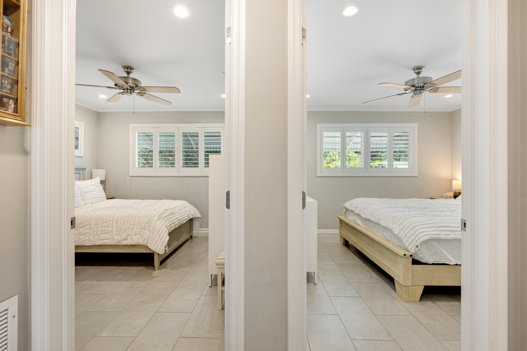 240 S Coconut Palm Boulevard Property Photo 16