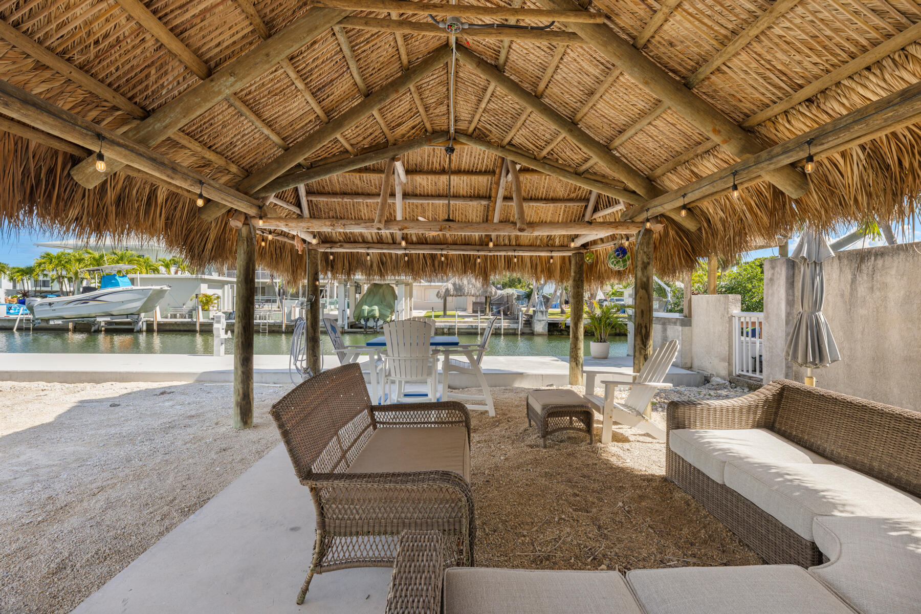 240 S Coconut Palm Boulevard Property Photo 26