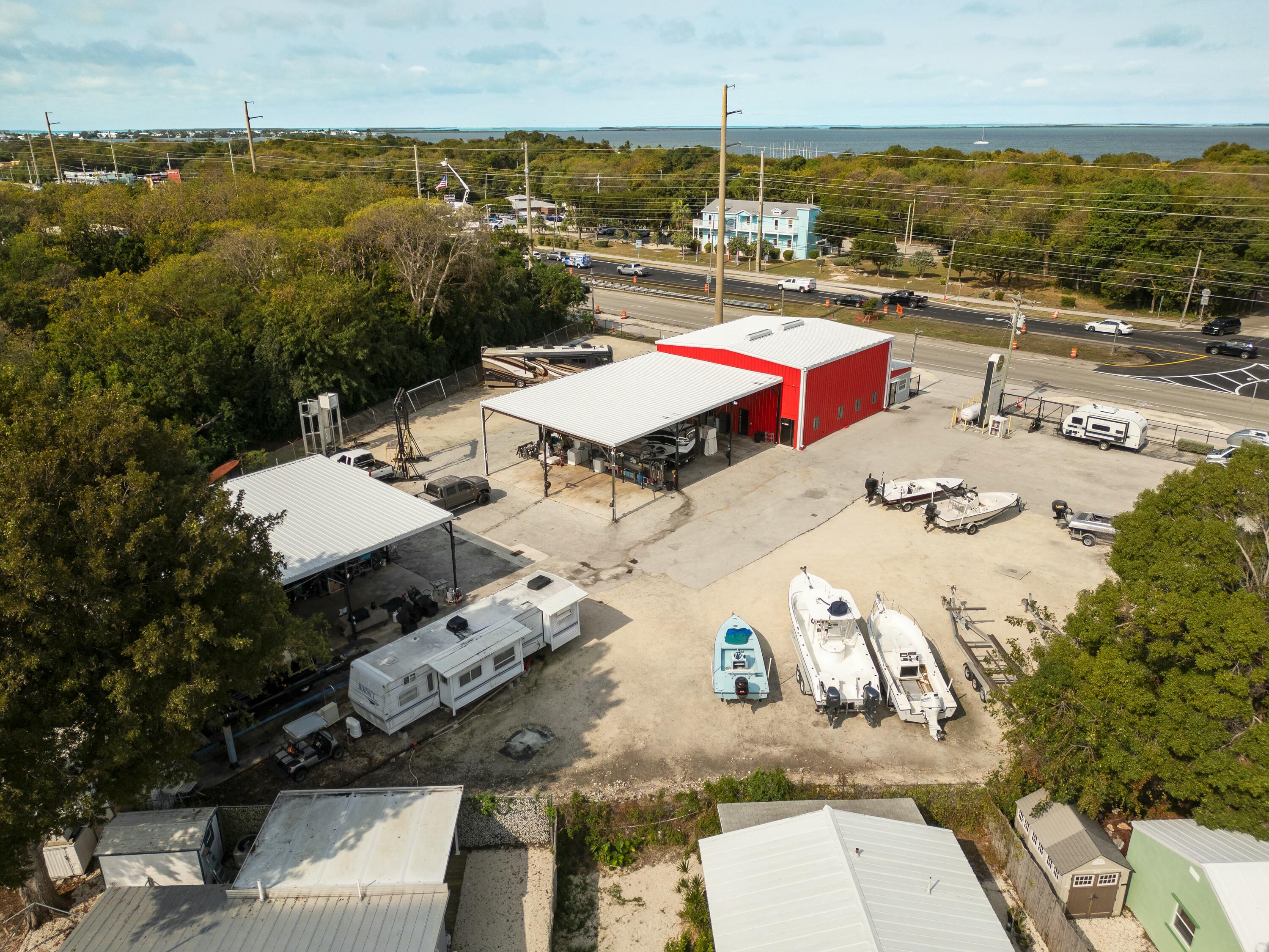 100099 Overseas Highway Property Photo 11