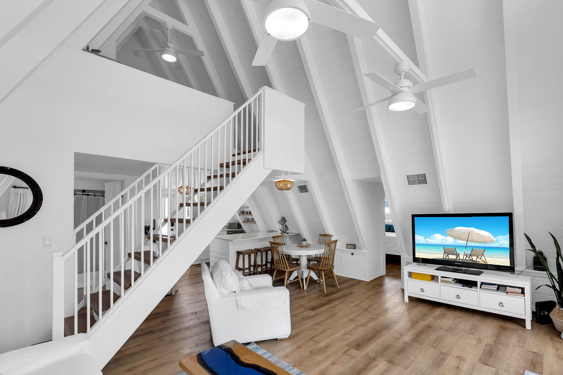 451 4th Street Property Photo 13