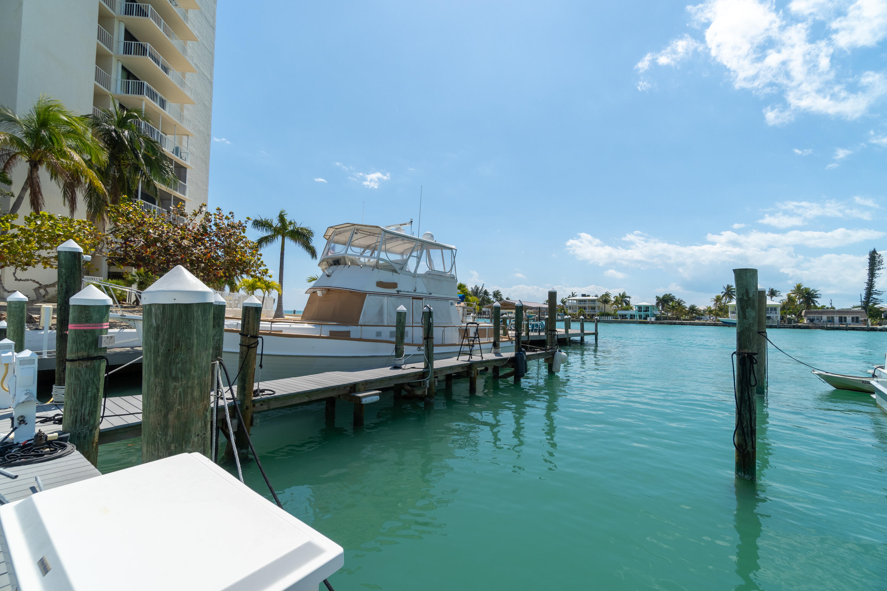 97 Coco Plum Drive, T-2 Property Photo 4