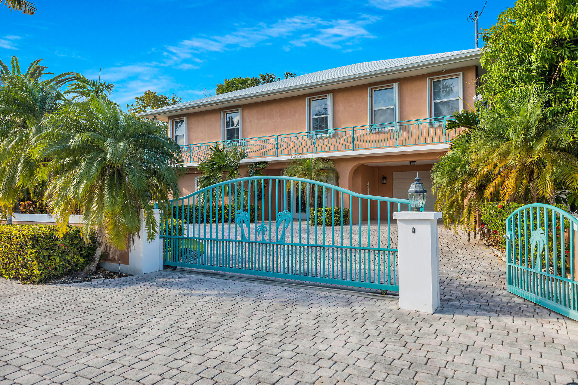 10 S Exuma Road Property Photo 3