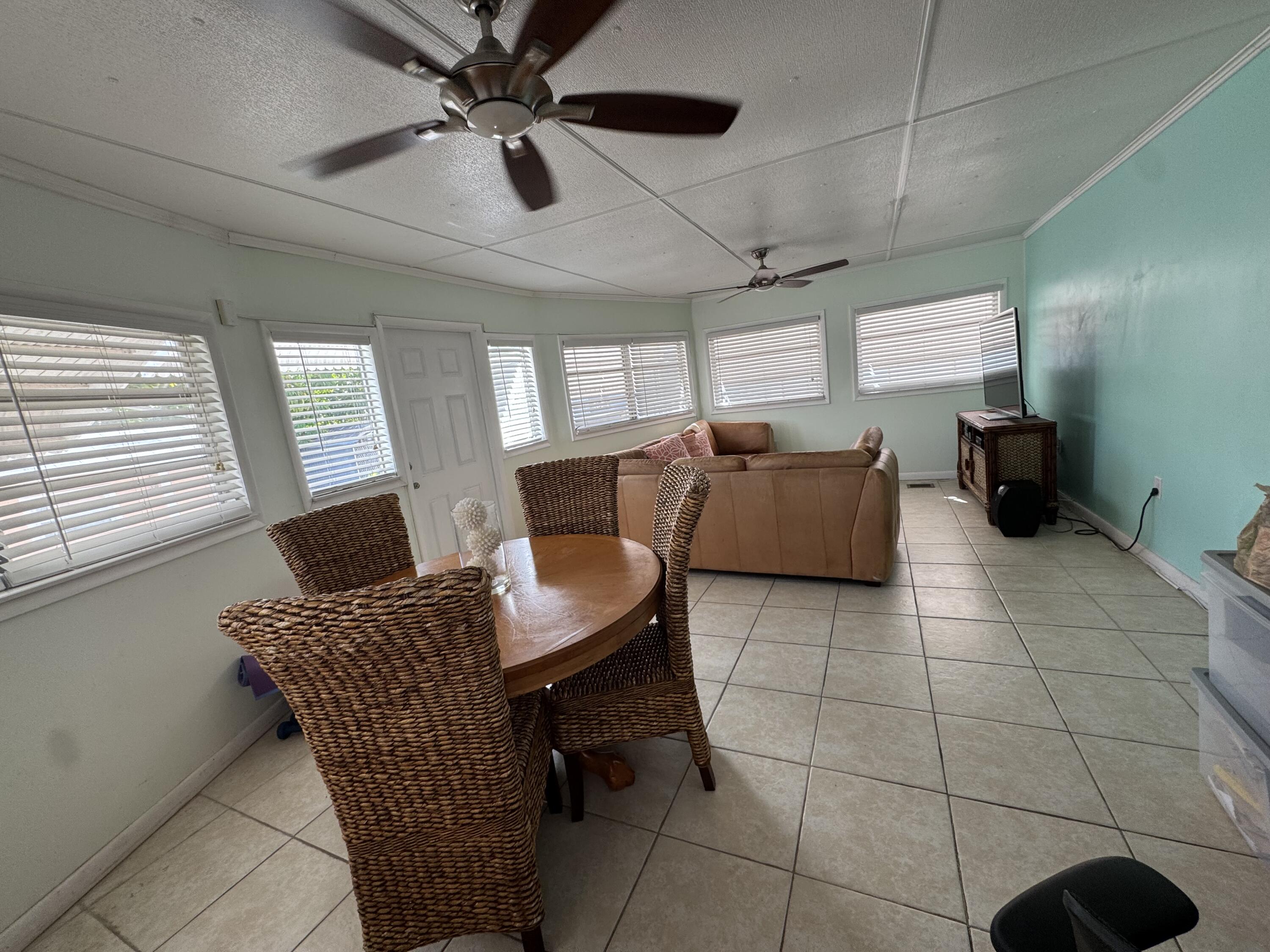 108 Sunset Lane Property Photo 6