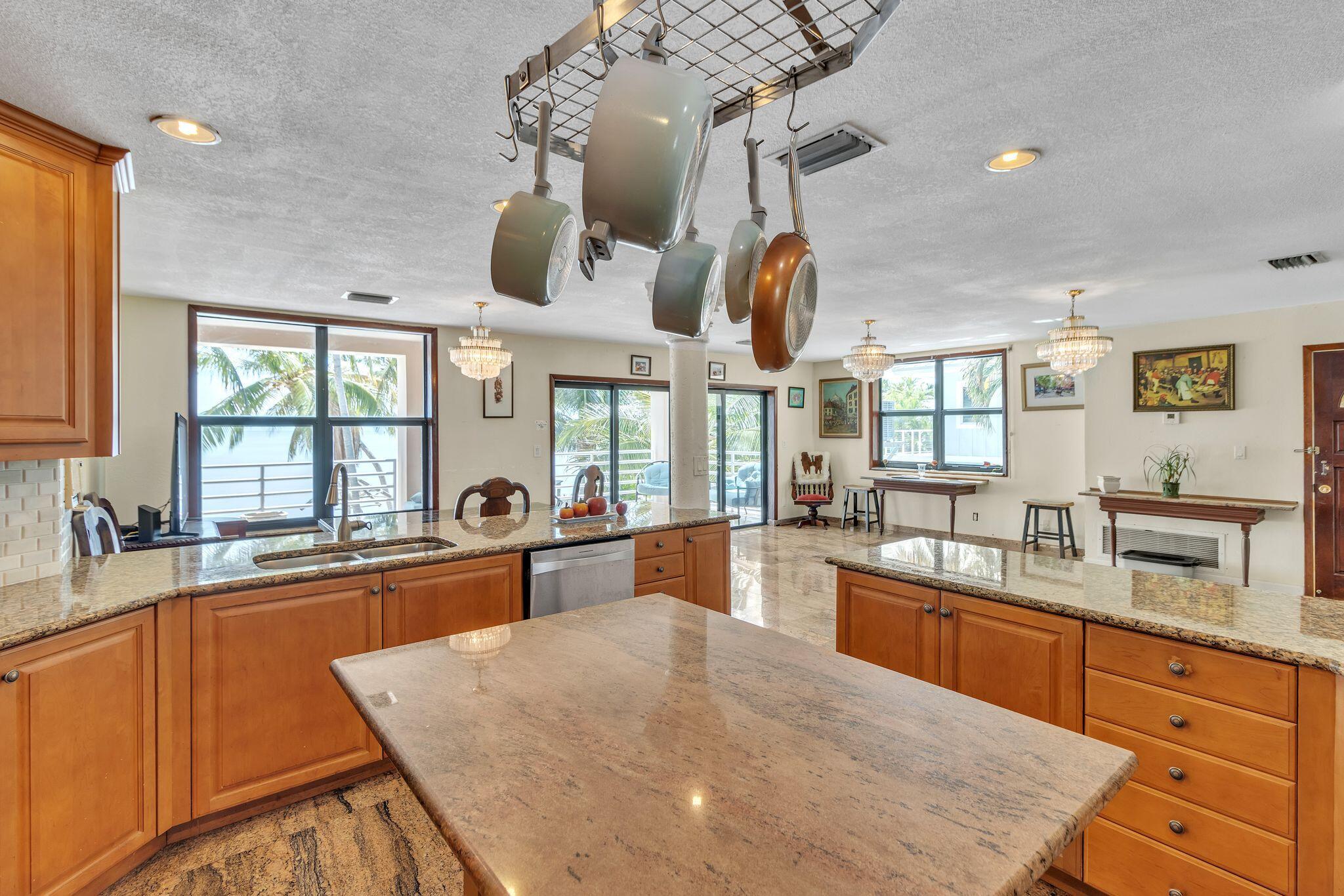 65890 Overseas Highway Property Photo 11