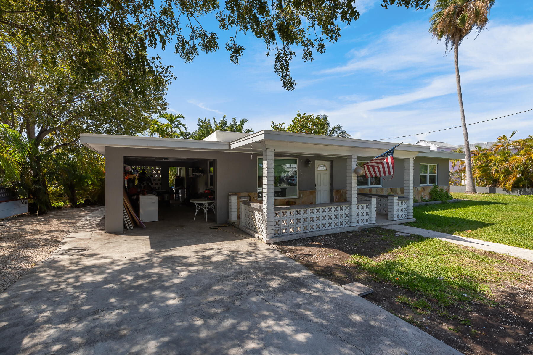 201 4th Street Property Photo 2